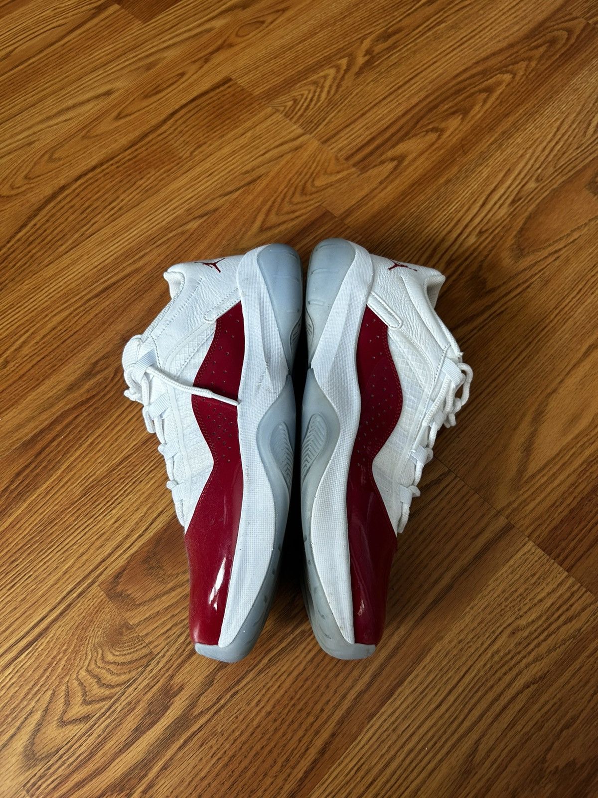 Jordan Brand Cherry Jordan 11’s CMFT Low Size US 12 / EU 45 - 3 Thumbnail