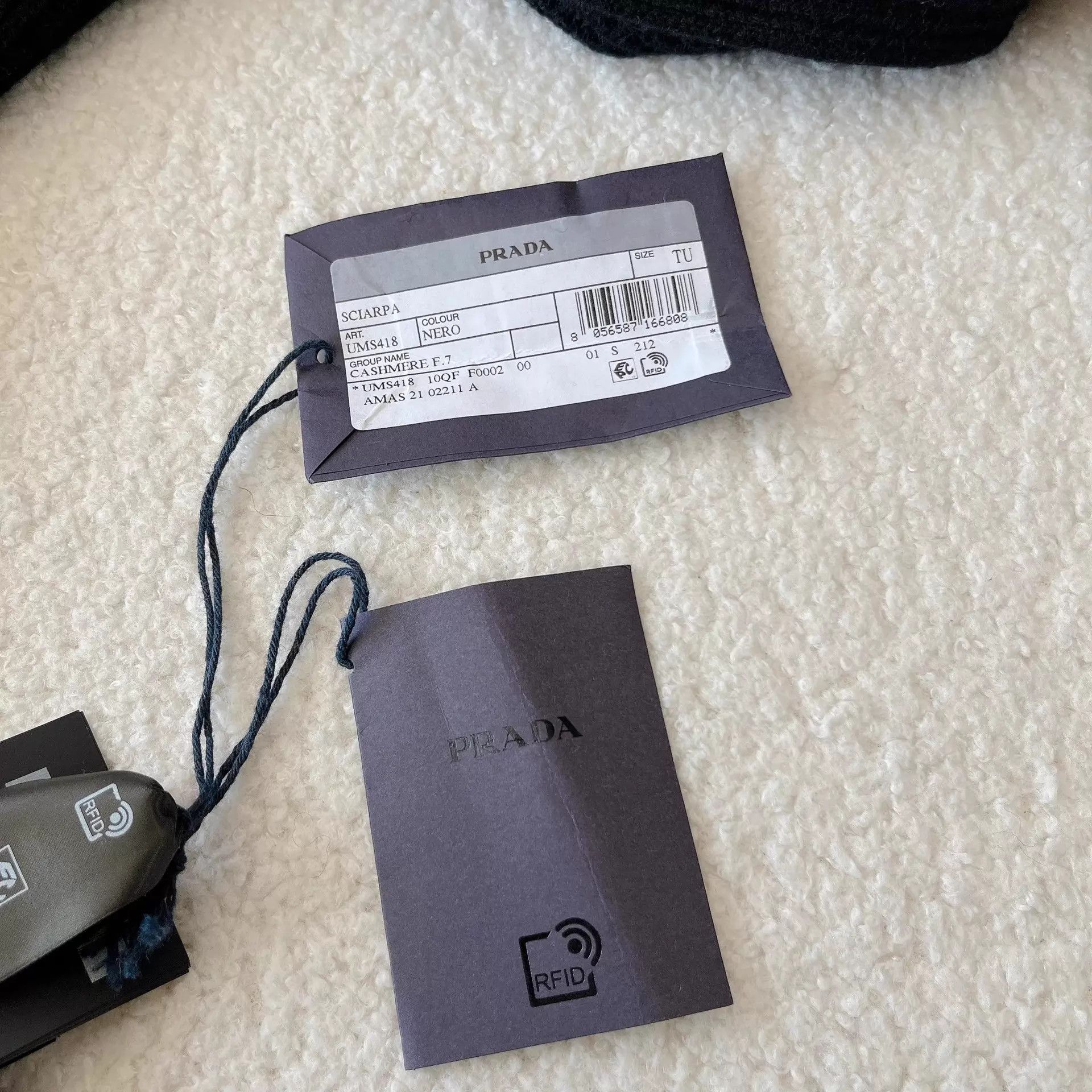Prada Prada Logo Black Wool Scarf Size ONE SIZE - 5 Thumbnail