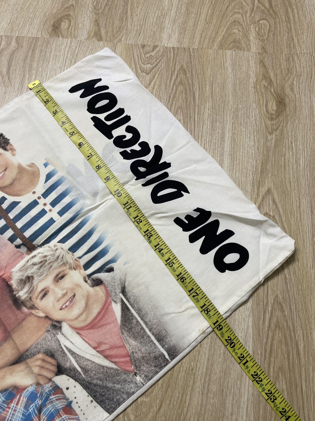 Band Tees × Vintage Vintage One Direction Pillow Case Size ONE SIZE - 12 Thumbnail