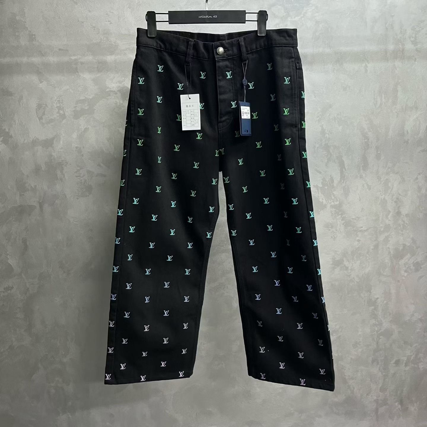 Louis Vuitton Louis Vuitton Retro Printed Black Denim Jeans29 Men Size US 29 - 1 Thumbnail
