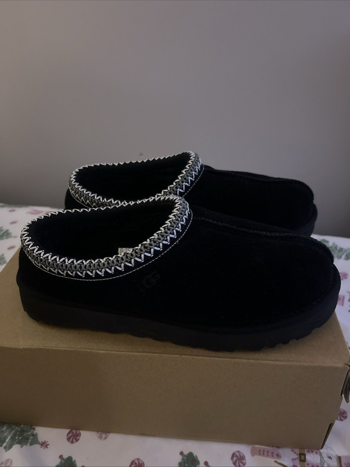 Ugg Uggs Tasman Black Size 8 Used Very Good Condition with Box Size US 8 / IT 38 - 3 Thumbnail