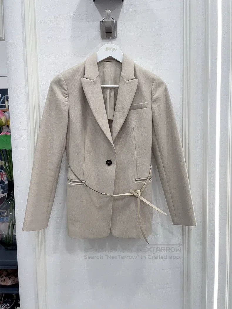 Brunello Cucinelli Brunello Cucinelli Milky white lamb-tie blazer, wool and c Size XS / US 0-2 / IT 36-38 - 1 Thumbnail
