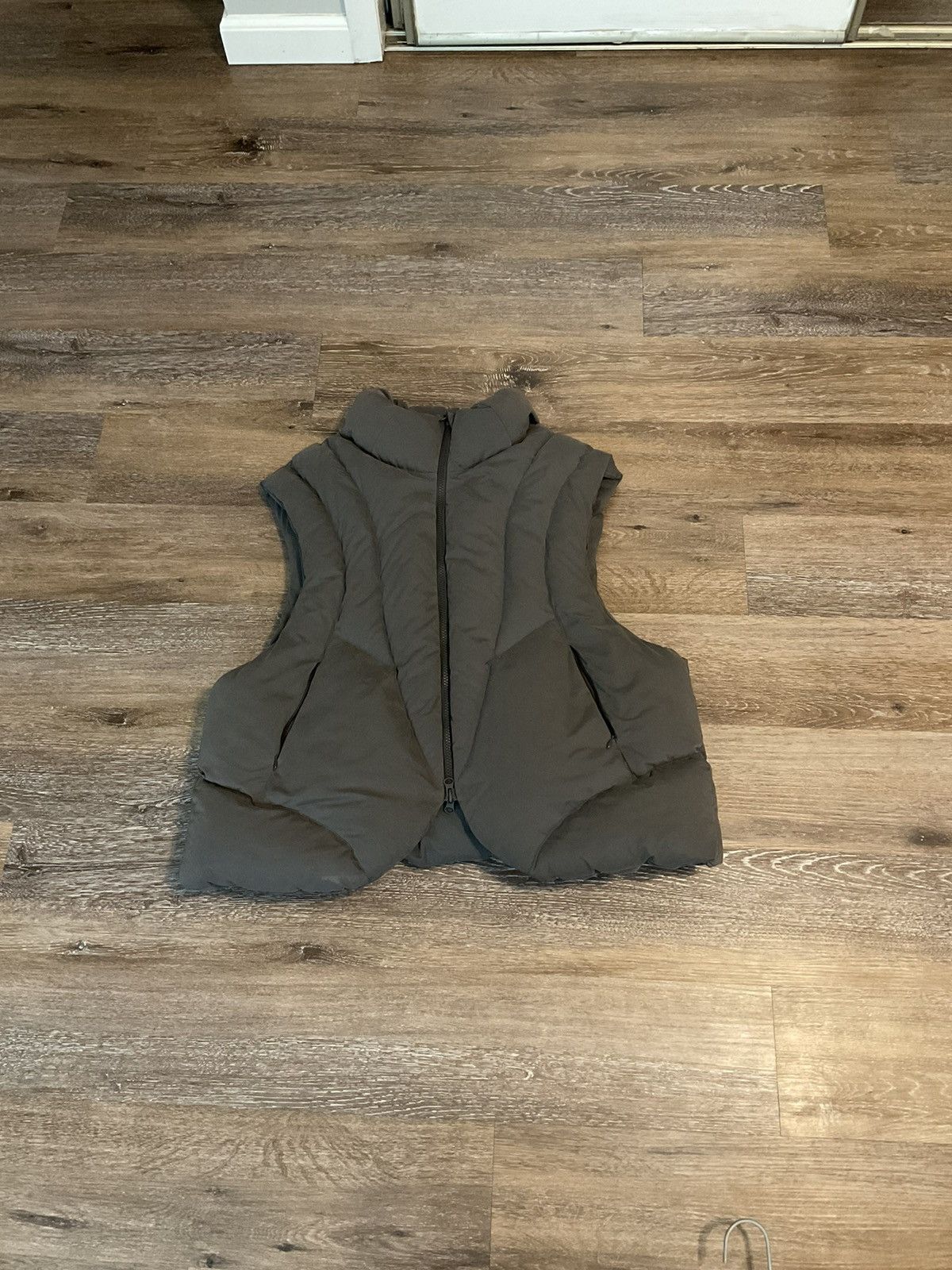Hyein Seo Hyein Seo Reversible Padded Vest Size US L / EU 52-54 / 3 - 4 Thumbnail
