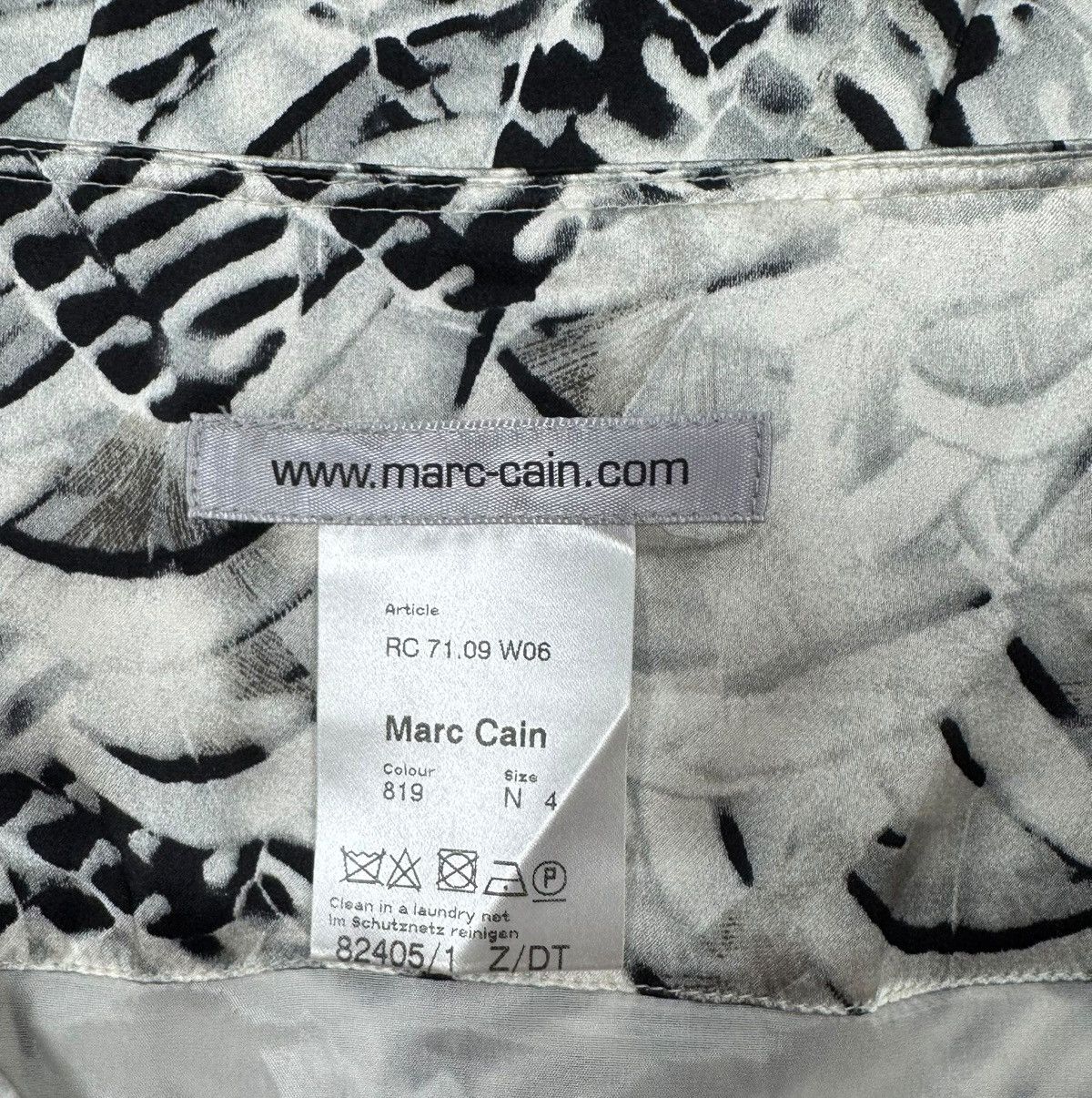 Other Marc Cain Silk Printed Pleated Skirt size 4 Size 36" / US 14 / IT 50 - 9 Thumbnail