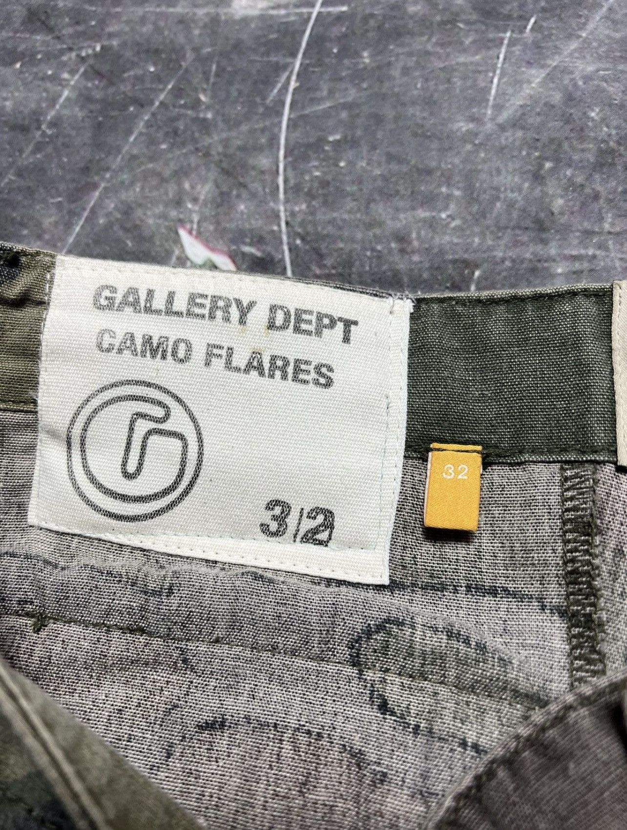 Gallery Dept. Gallery Dept Camo Flare Cargos Size 32 Size US 32 / EU 48 - 10 Thumbnail