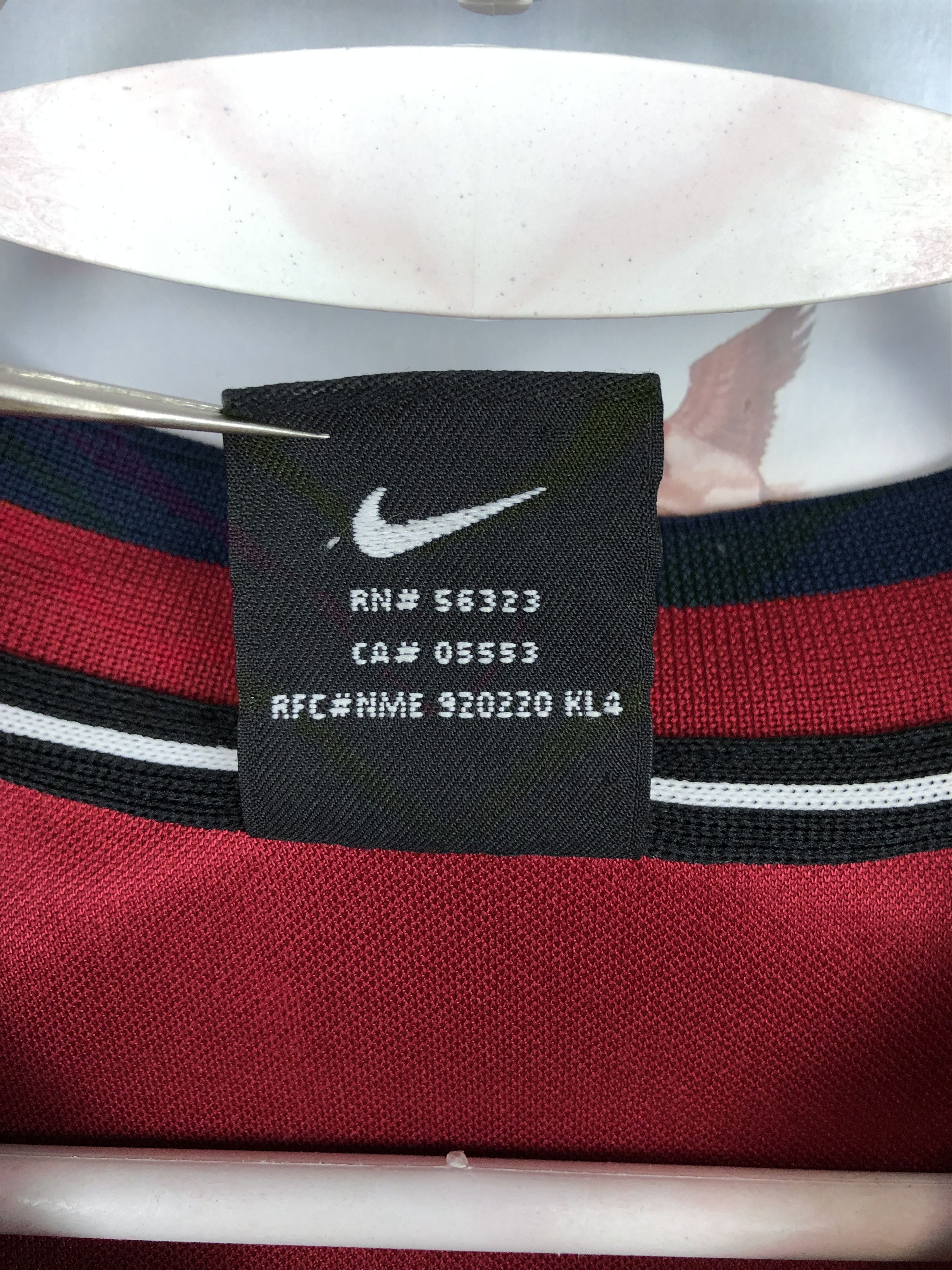 Nike Vintage 90's Nike Football Template Shirt Red Gold Blue Size US M / EU 48-50 / 2 - 8 Thumbnail