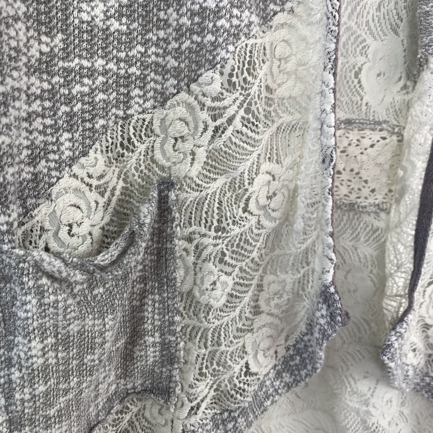 Miss Me VINTAGE Miss Me Cardigan Shirt Womens L Gray Marled Knit Open-Knit Cowgirl Western Boho Y2K 90s Vintage Fall/Winter/Casual Size L / US 10 / IT 46 - 4 Thumbnail