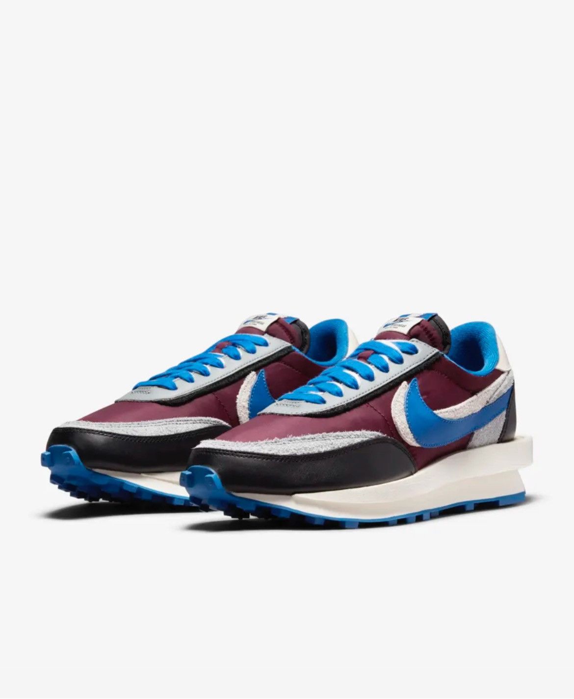 image of Nike Ldwaffle X Sacai X Undercover. 8.5 Shoes in Blue, Men's