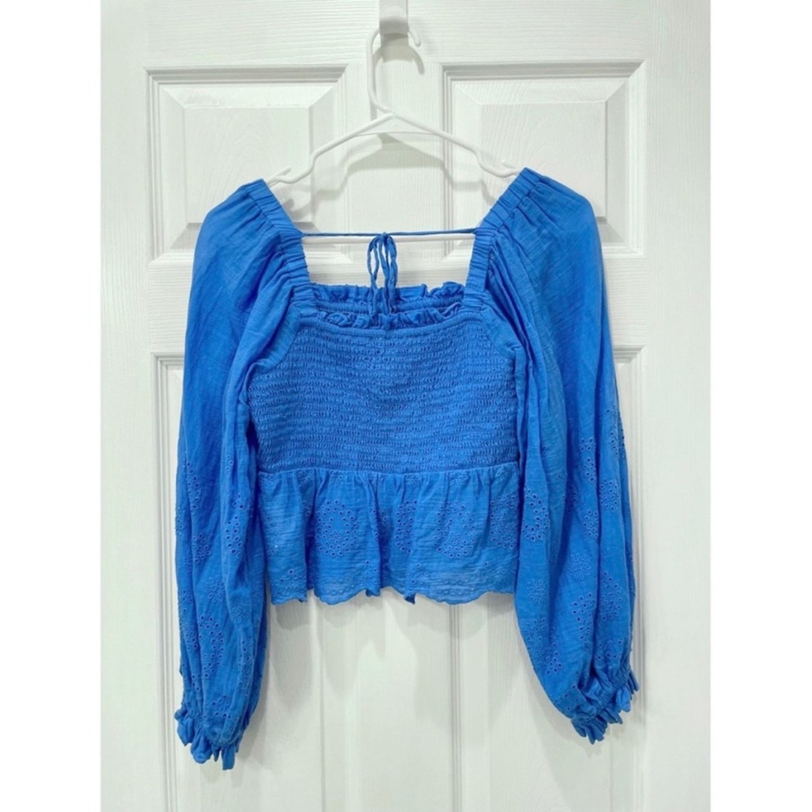 American Eagle Outfitters American Eagle Outfitters Eyelet Peplum Crop Top M Size M / US 6-8 / IT 42-44 - 2 Thumbnail