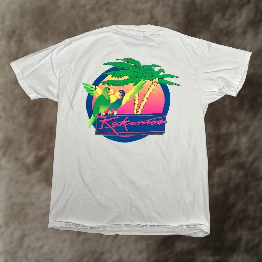 Hanes VINTAGE Kekorros Parrot Palm Trees T-Shirt Mens M/L White Tropical USA Beach Size US M / EU 48-50 / 2 - 1 Thumbnail