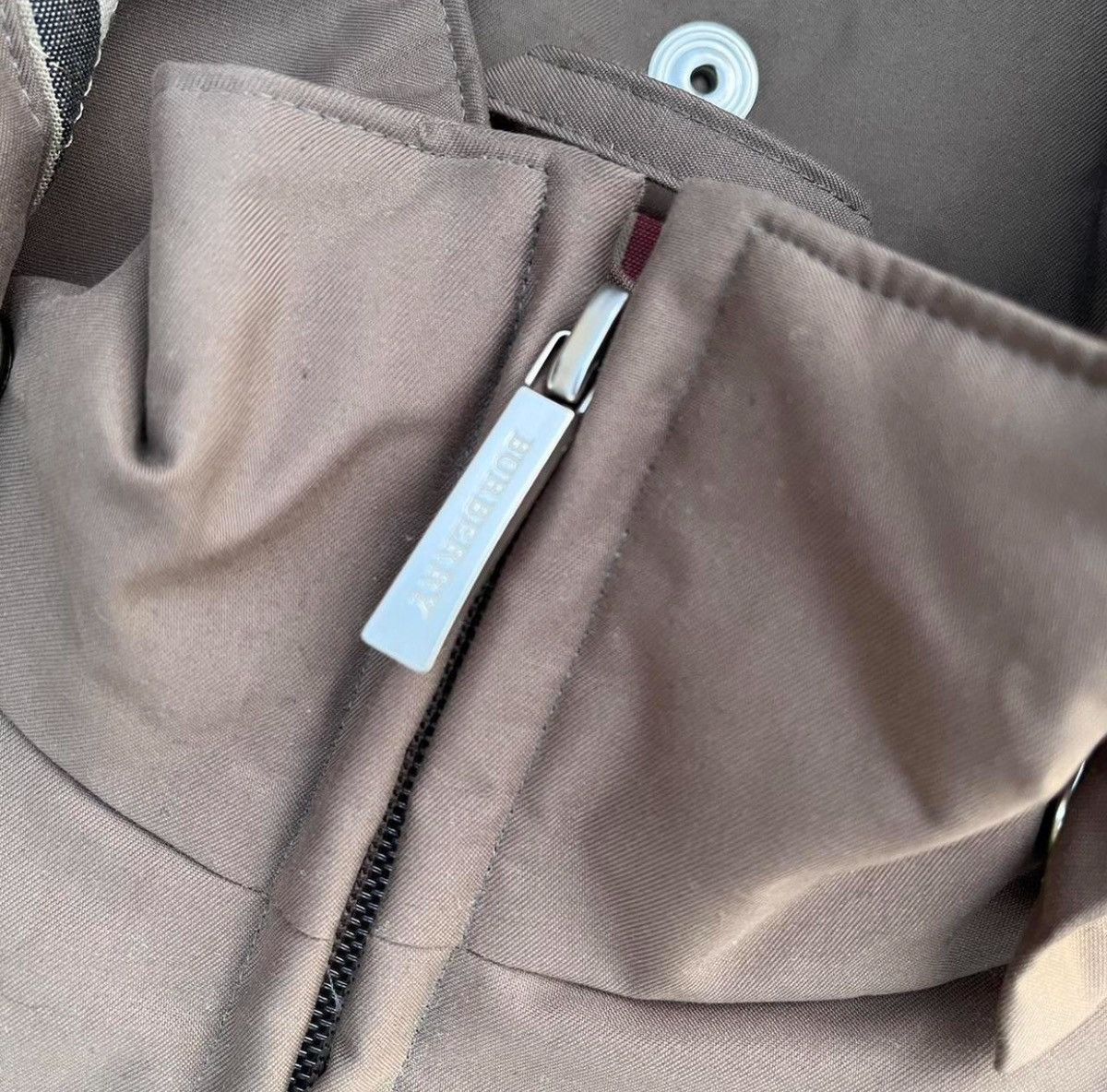 Burberry BURBERRY • JACKETS Men • Size M • Excellent condition Size US M / EU 48-50 / 2 - 7 Thumbnail