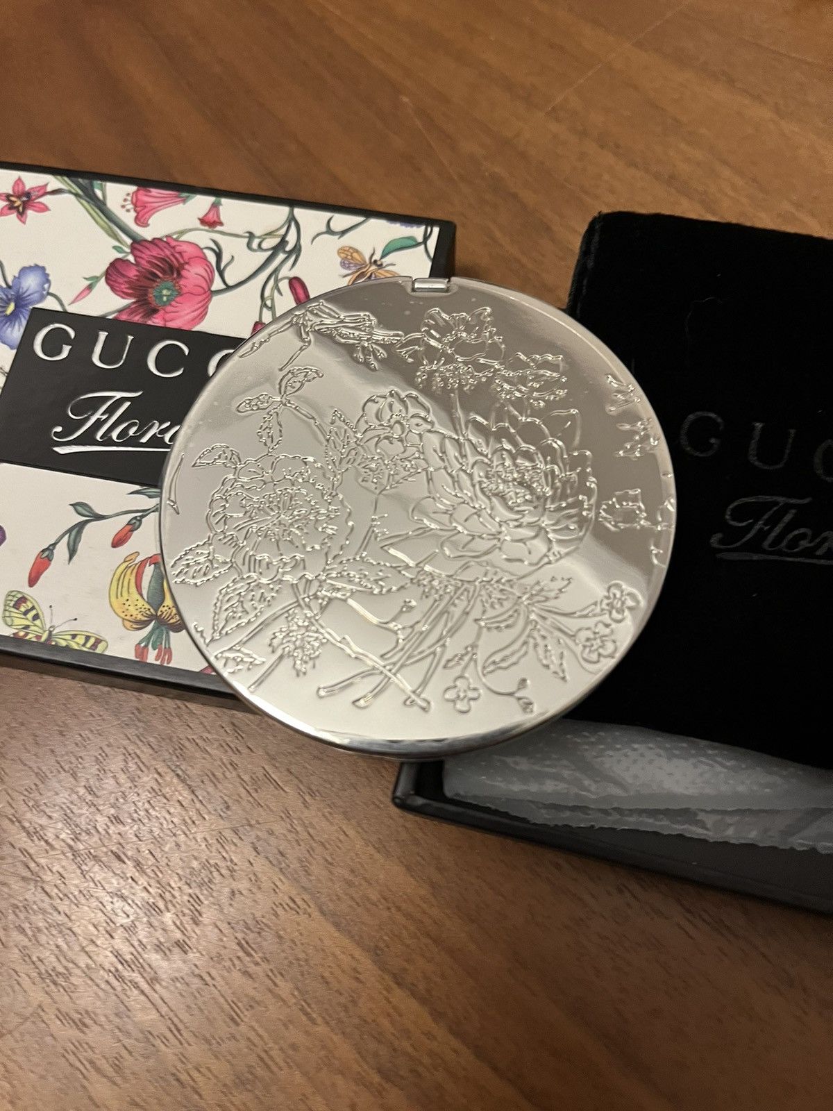 Gucci Gucci floral embossed steal double mirrro Size ONE SIZE - 2 Thumbnail