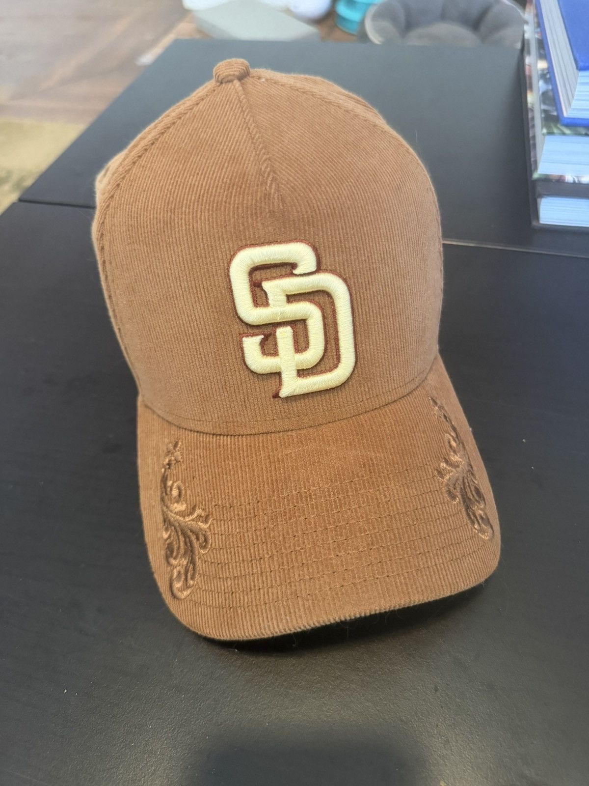 New Era Padres 9forty Floral design hat Size ONE SIZE - 1 Thumbnail