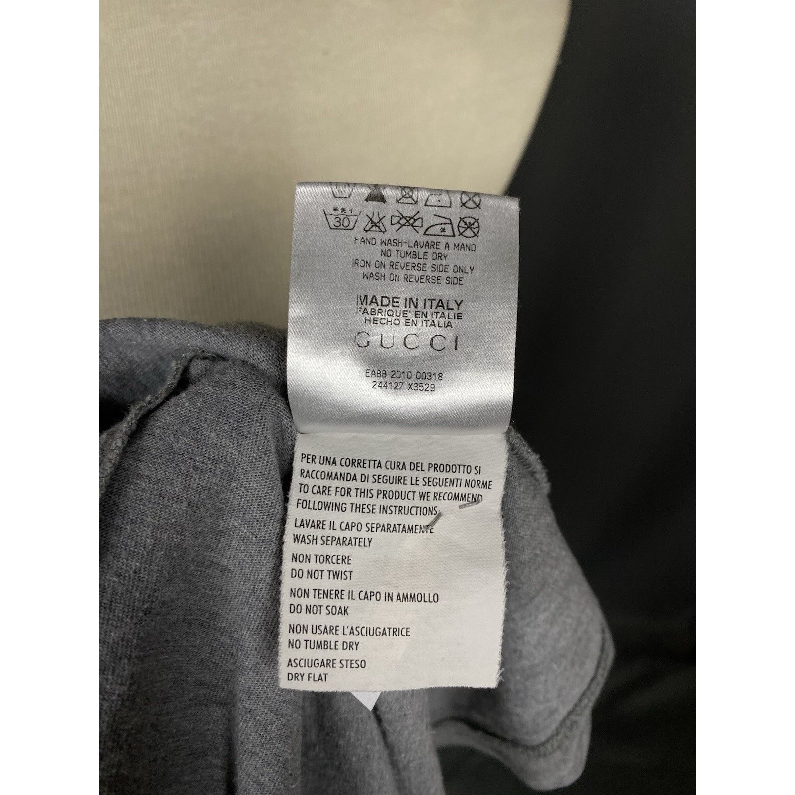 Gucci Gucci Auth Vintage Big Logo Men's Gray T-Shirt Size S Size US S / EU 44-46 / 1 - 11 Thumbnail