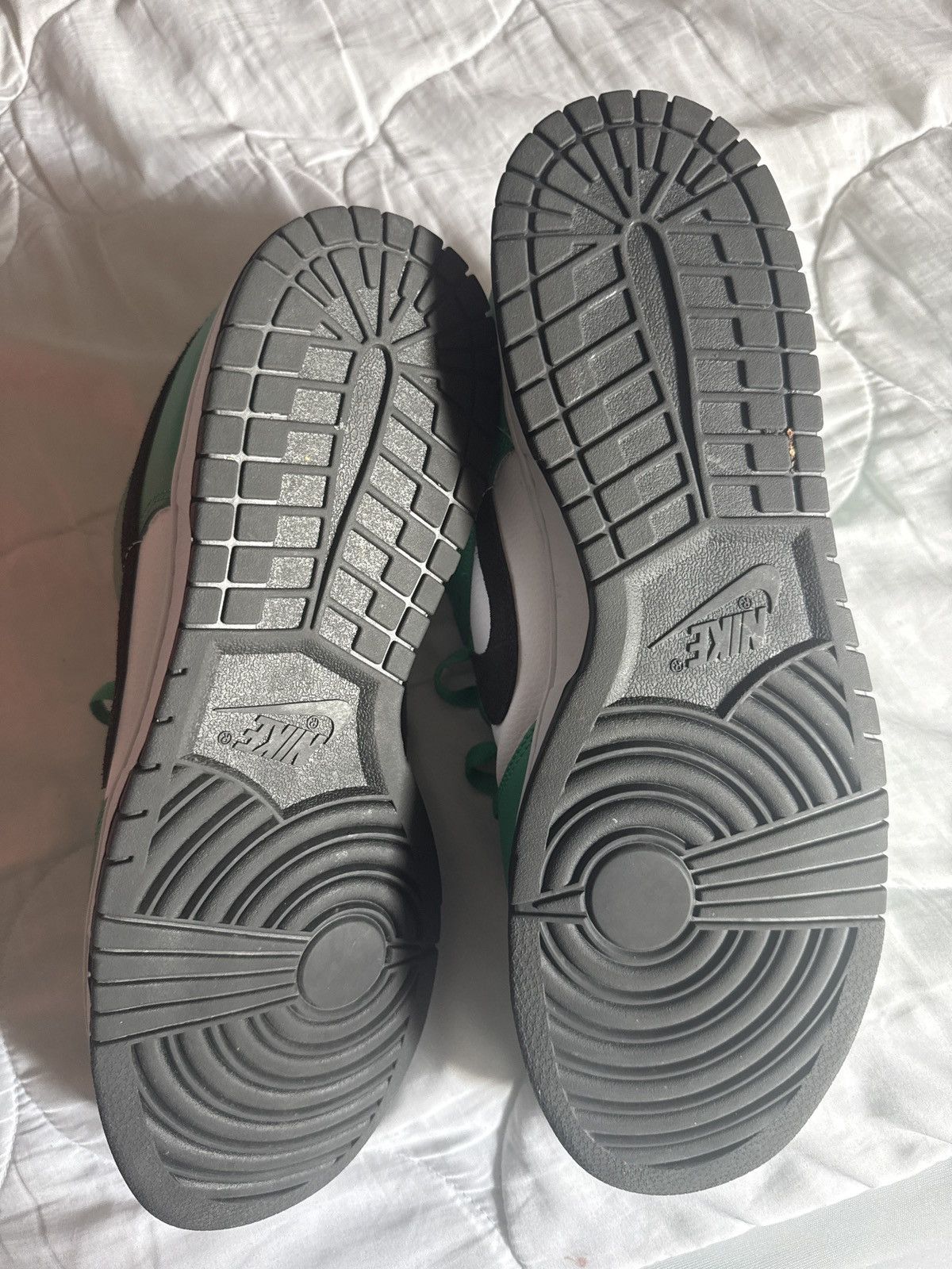 Nike Nike Dunk Low “Stadium Green” Size US 13 / EU 46 - 5 Thumbnail