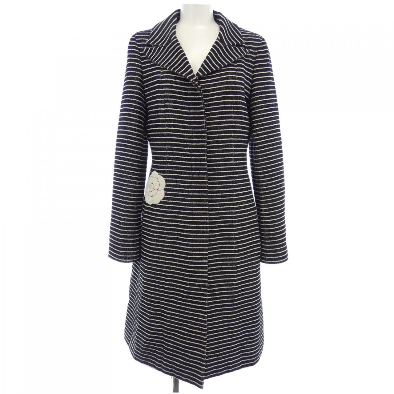 Chanel Chanel Chanel P16918V09428 01C Coat Cotton Outerwear P16918V09428 01C DUTY FREE for USA Size ONE SIZE - 1 Thumbnail