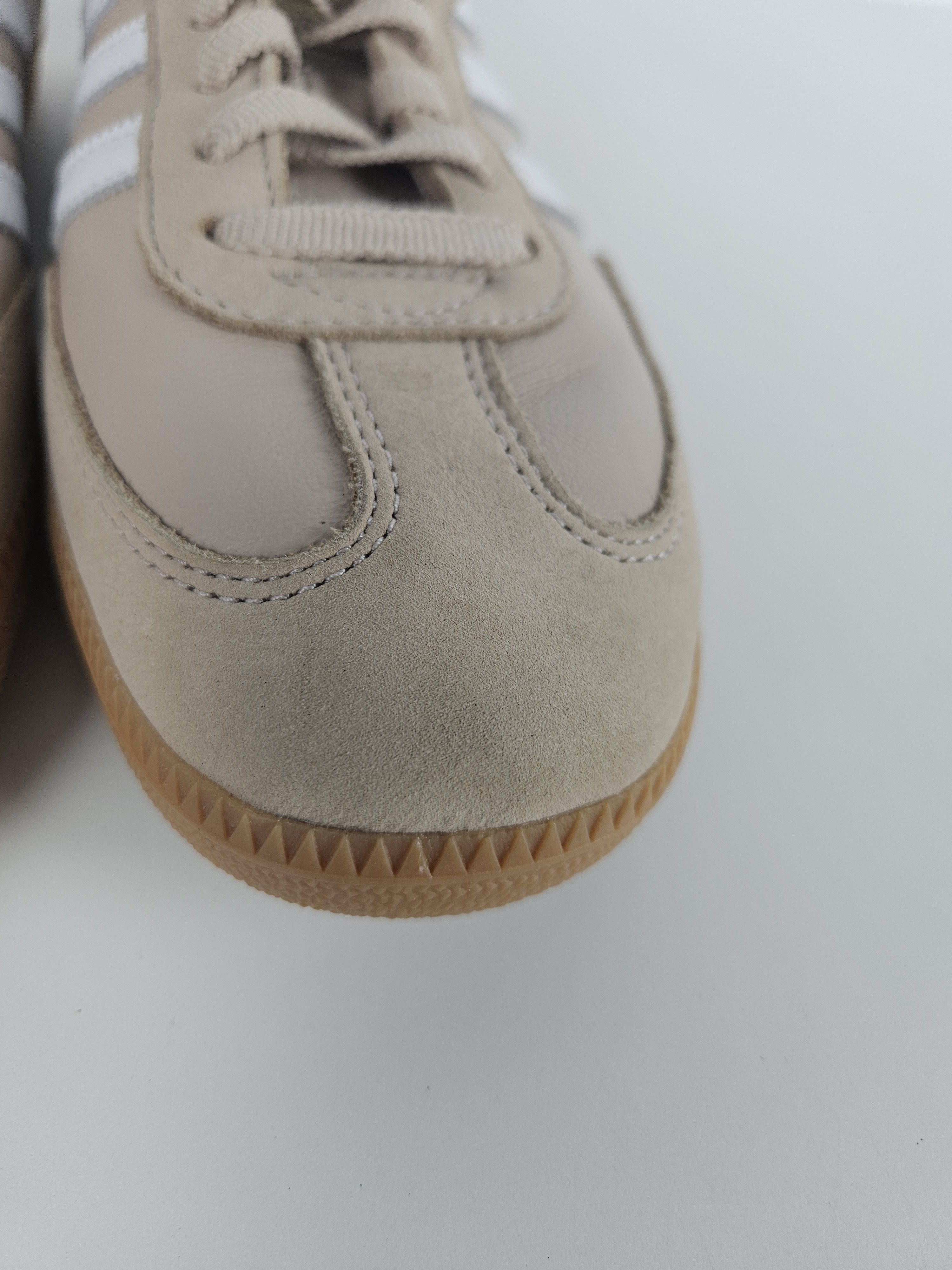 Adidas adidas Samba OG Wonder Taupe Size US 9.5 / EU 42-43 - 21 Thumbnail