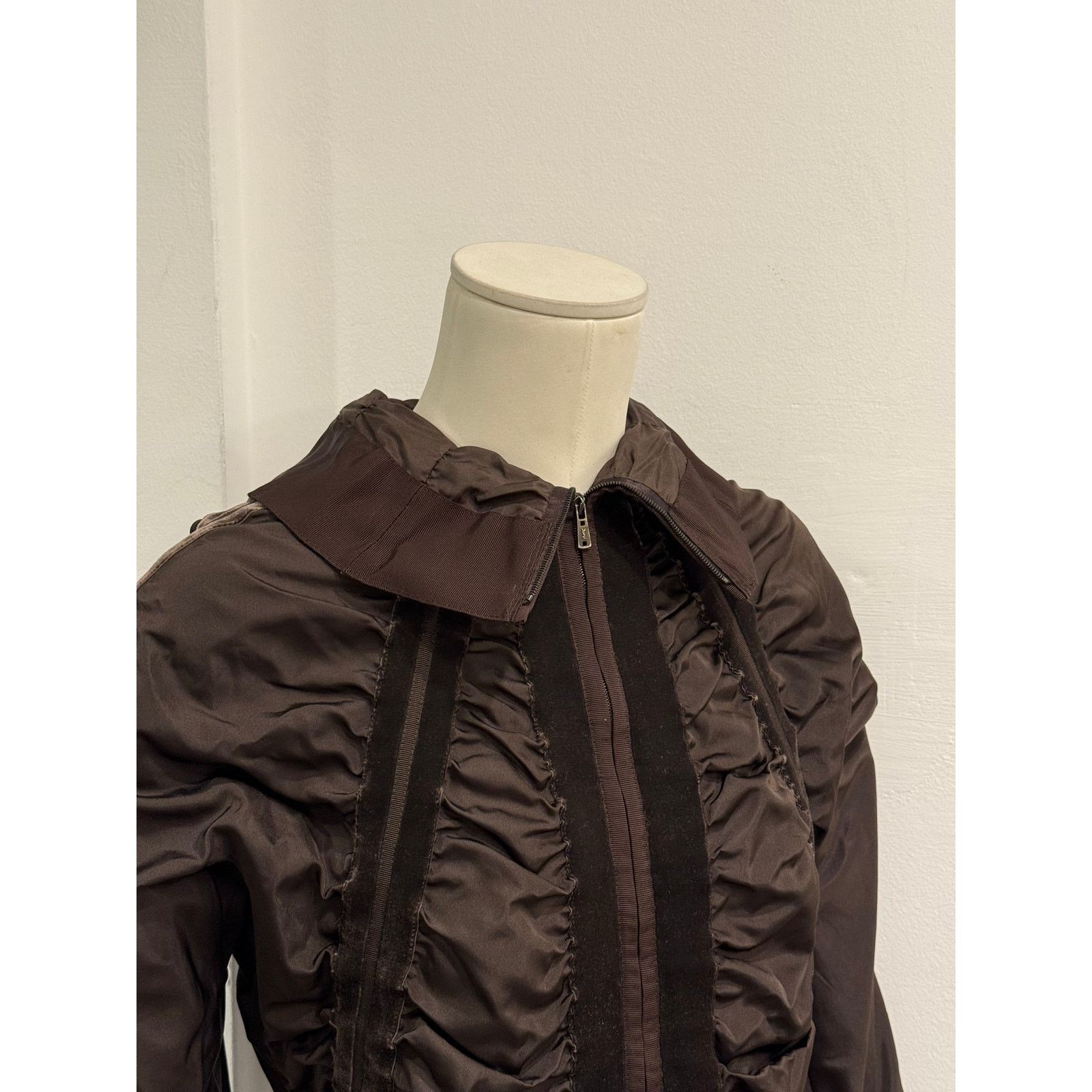Saint Laurent Paris A/W2002 Yves Saint Laurent by Tom Ford ruched velvet jacket Size S / US 4 / IT 40 - 5 Thumbnail