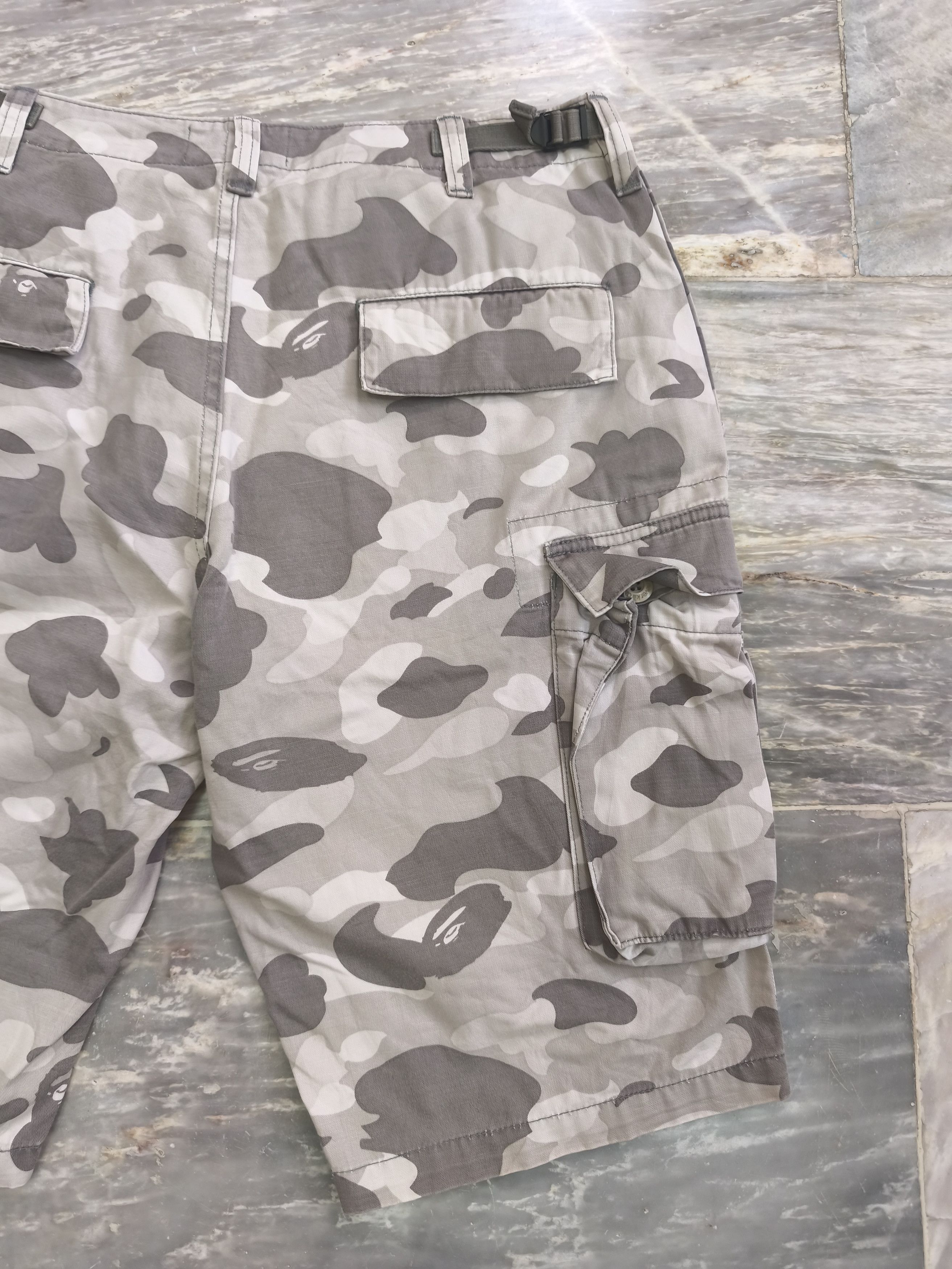 Bape OG Bape Gray Camo Cargo Short Size US 34 / EU 50 - 10 Thumbnail