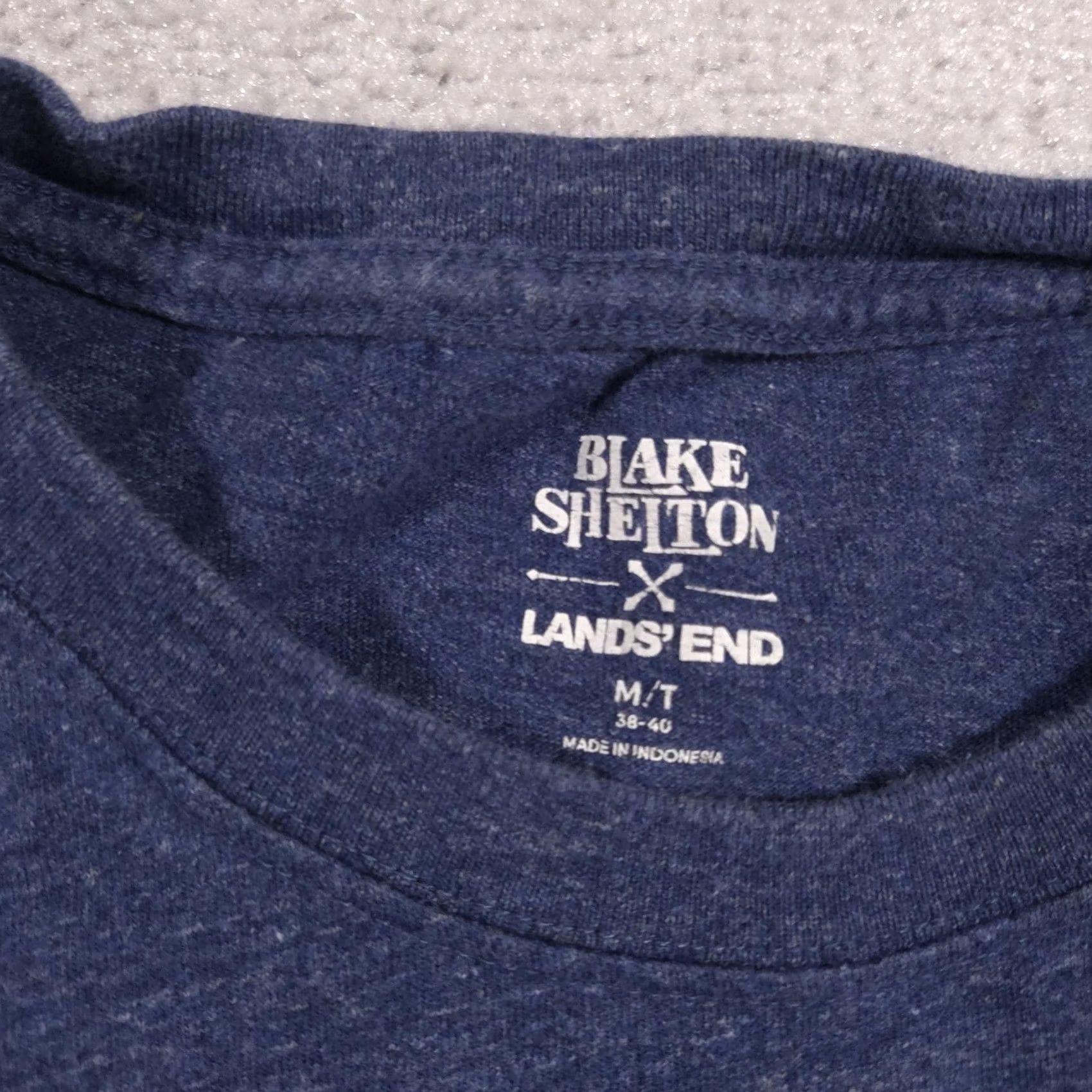 Lands' End Blake Shelton Lands' End Shirt Mens MT Navy Heather Tagless Crewneck Tee Shirt Short Sleeve Solid Crew Neck X Logo Mens MT Blues Size US M / EU 48-50 / 2 - 5 Thumbnail