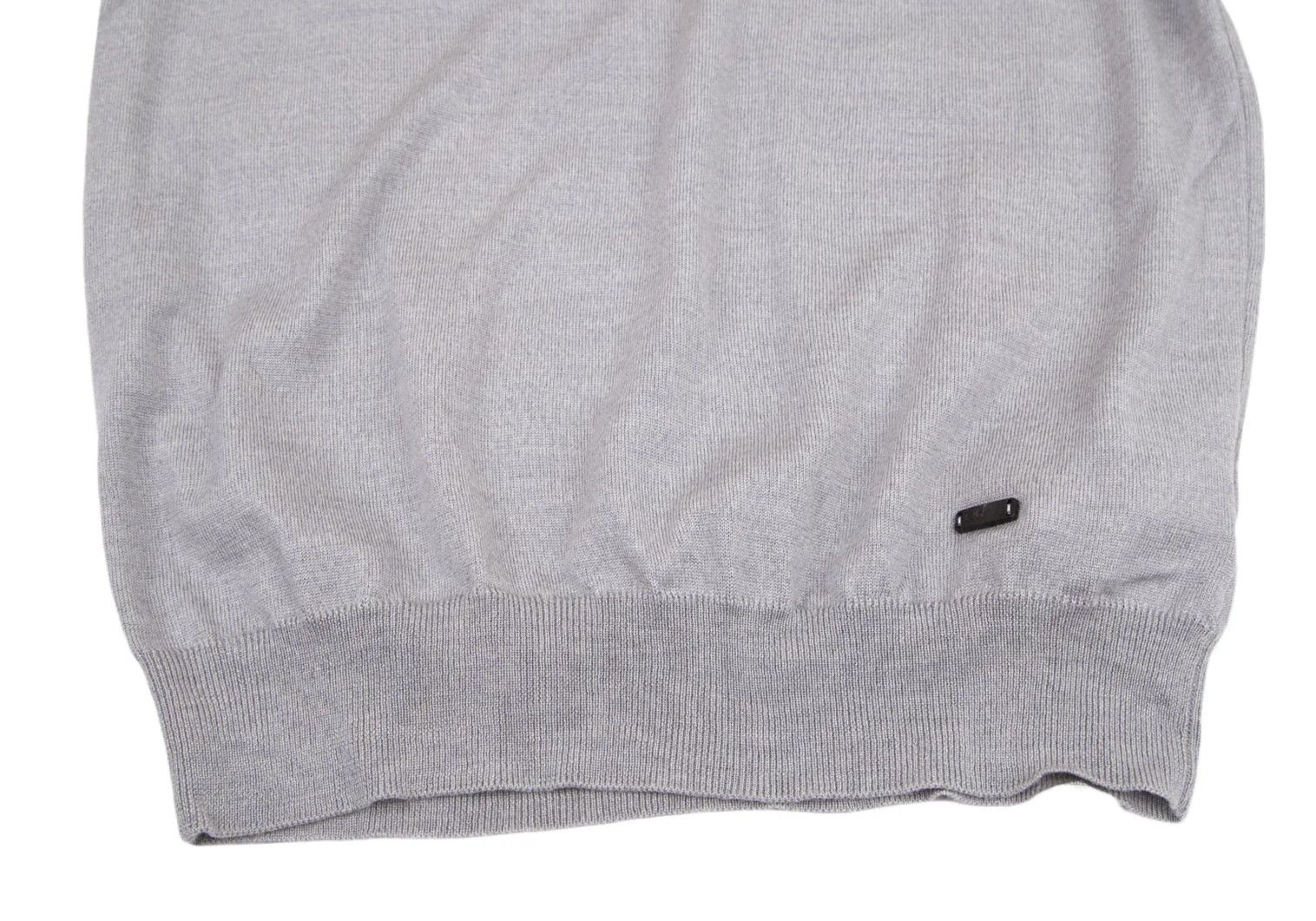 Armani Collezioni Wool V-Neck Knit Sweater in Gray, Size L Size US XXS / EU 40 - 5 Thumbnail