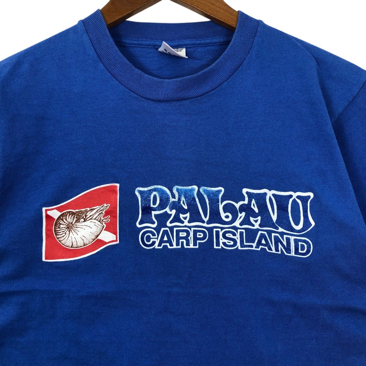Vintage Vintage 90s Palau Carp Island T-Shirt Vintage Clothing Surf Size US S / EU 44-46 / 1 - 3 Thumbnail