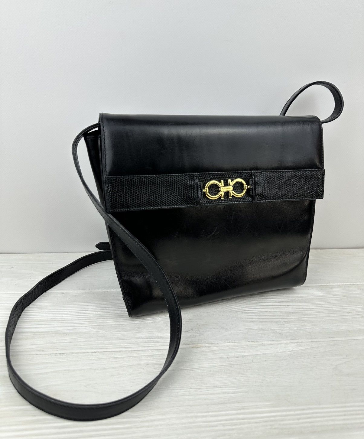 Salvatore Ferragamo × Vintage Salvatore Ferragamo GANCINI Logo Leather Shoulder Bag Women Size ONE SIZE - 1 Thumbnail