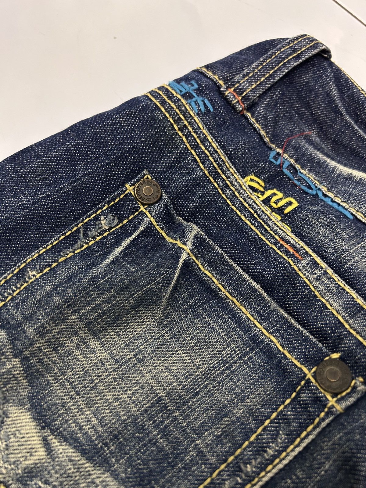 Japanese Brand × Vintage Vintage Red Pepper US Patent Denim Sand Wash Ripped Jeans Size US 27 - 21 Thumbnail