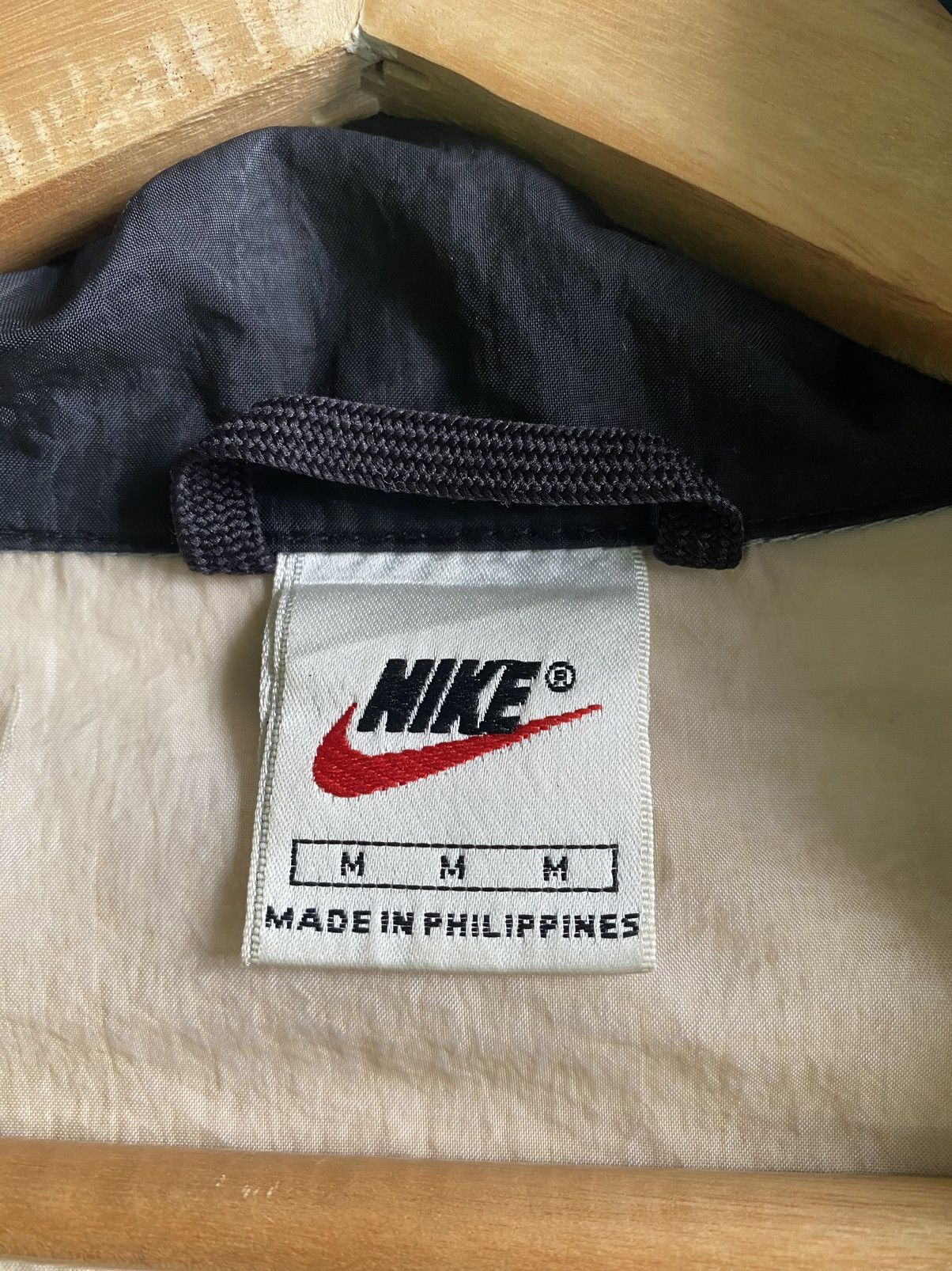 Nike Vintage Nike Swoosh Block colou windbreaker Jackets Size US M / EU 48-50 / 2 - 5 Thumbnail