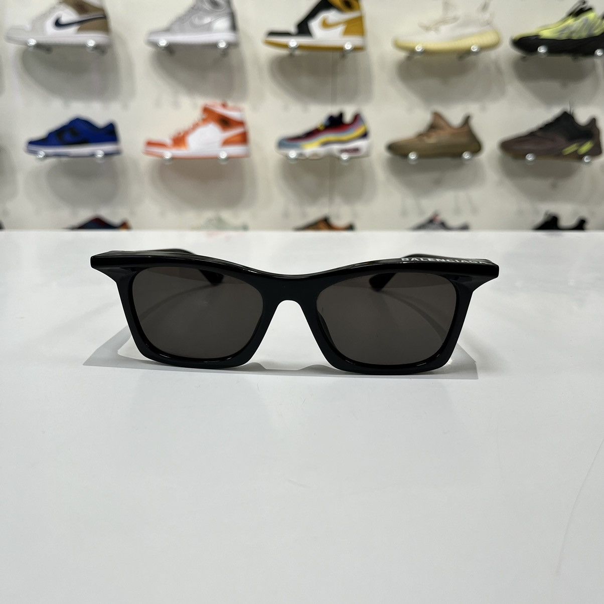 Balenciaga Balenciaga Sunglasses Black Size ONE SIZE - 2 Thumbnail