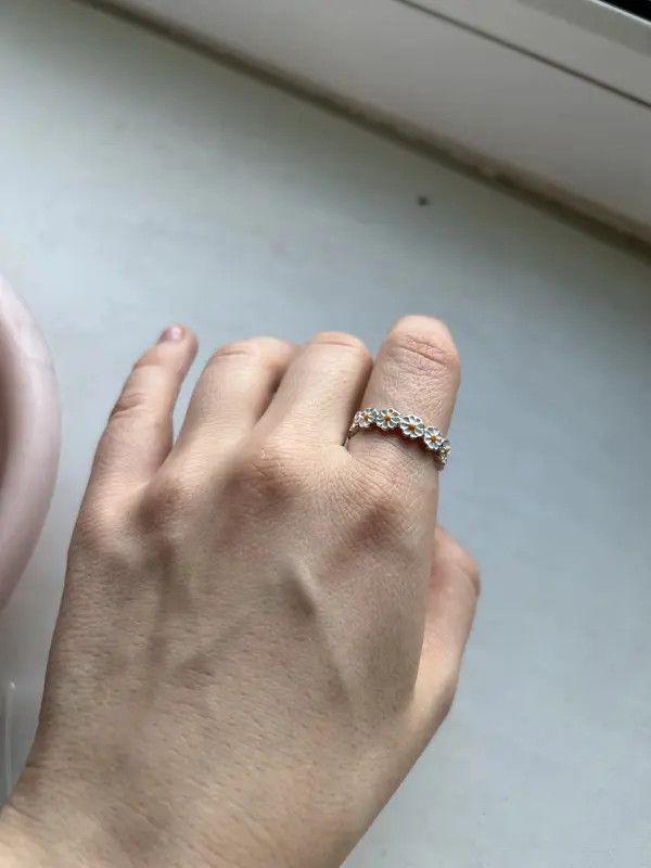 Other Daisy Flower Ring - Adjustable Statement Jewelry Size ONE SIZE - 8 Thumbnail