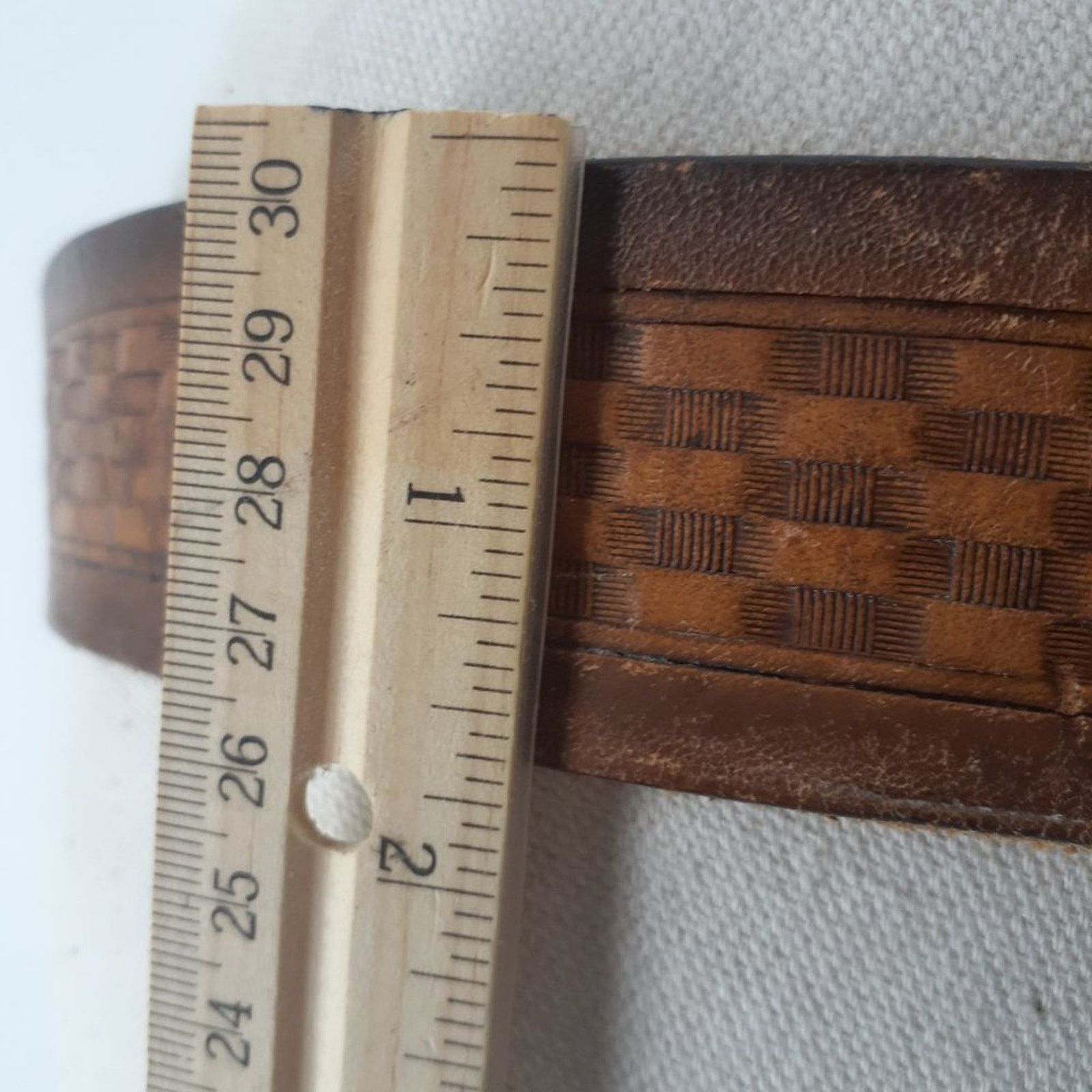 Other Men's Tooled Brown Leather Belt Basket Weave Shaggy Dog 34 Size 34 - 9 Thumbnail