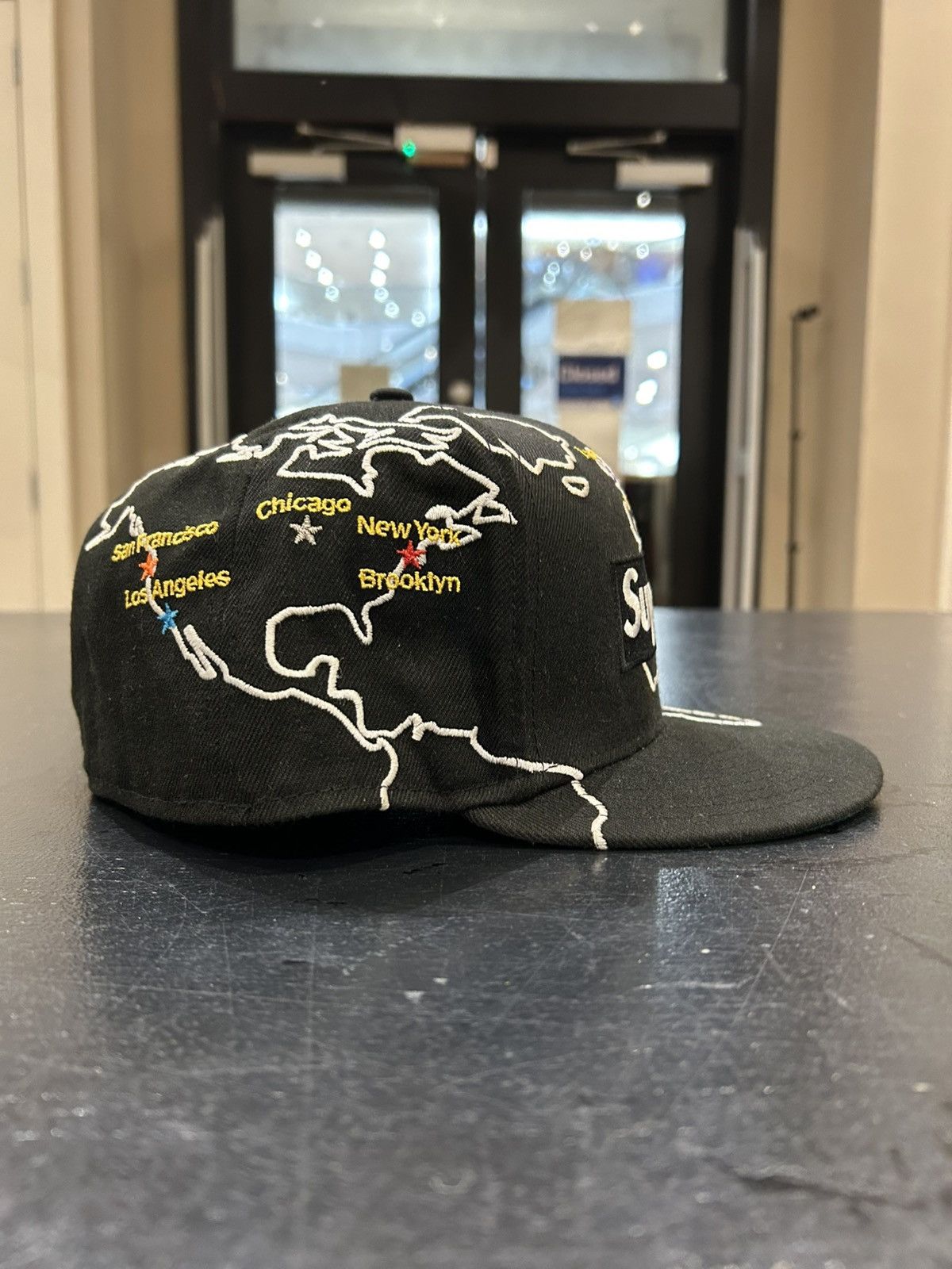 New Era × Supreme Supreme X New Era Map Fitted Hat Size ONE SIZE - 3 Thumbnail