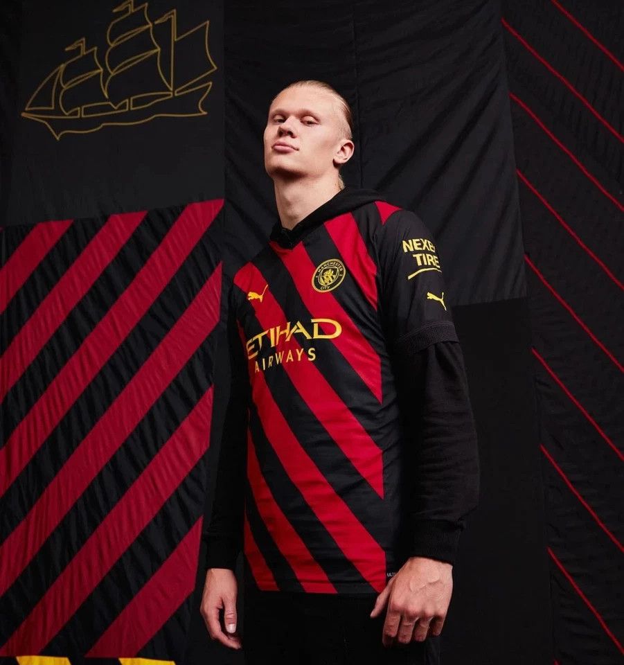Puma MANCHESTER CITY 2022 2023 AWAY FOOTBALL SHIRT SOCCER JERSEY Size US S / EU 44-46 / 1 - 9 Thumbnail