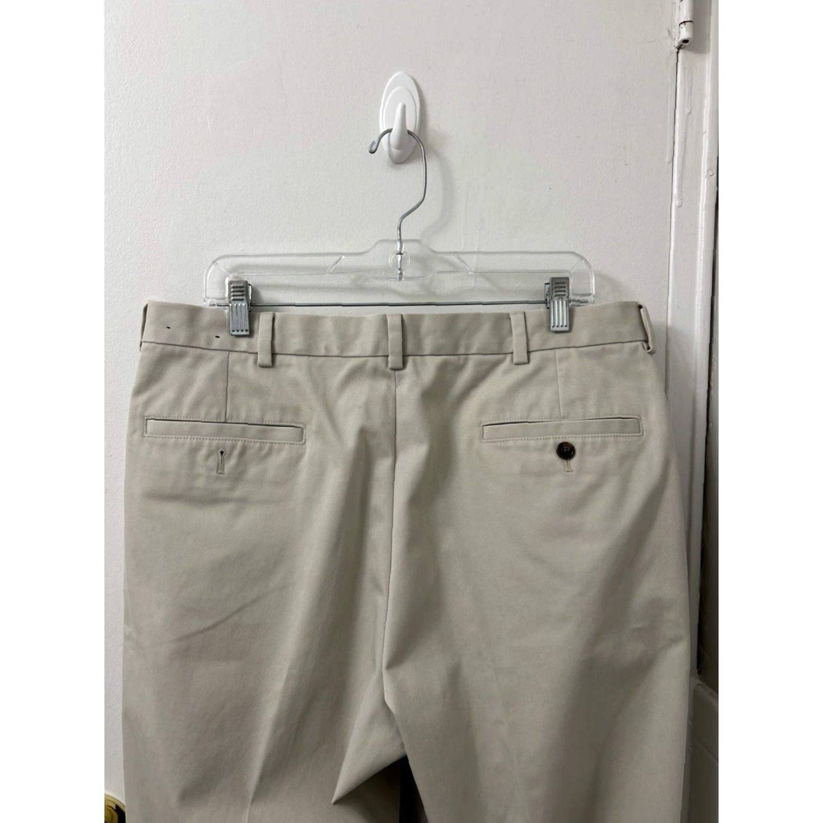 Brooks Brothers Brooks Brothers Advantage Chino Hudson Pants Mens 36x32 Beige Cotton Slim/Classic 5-Pocket Zipper Button Casual Workwear"} Size US 36 / EU 52 - 7 Thumbnail