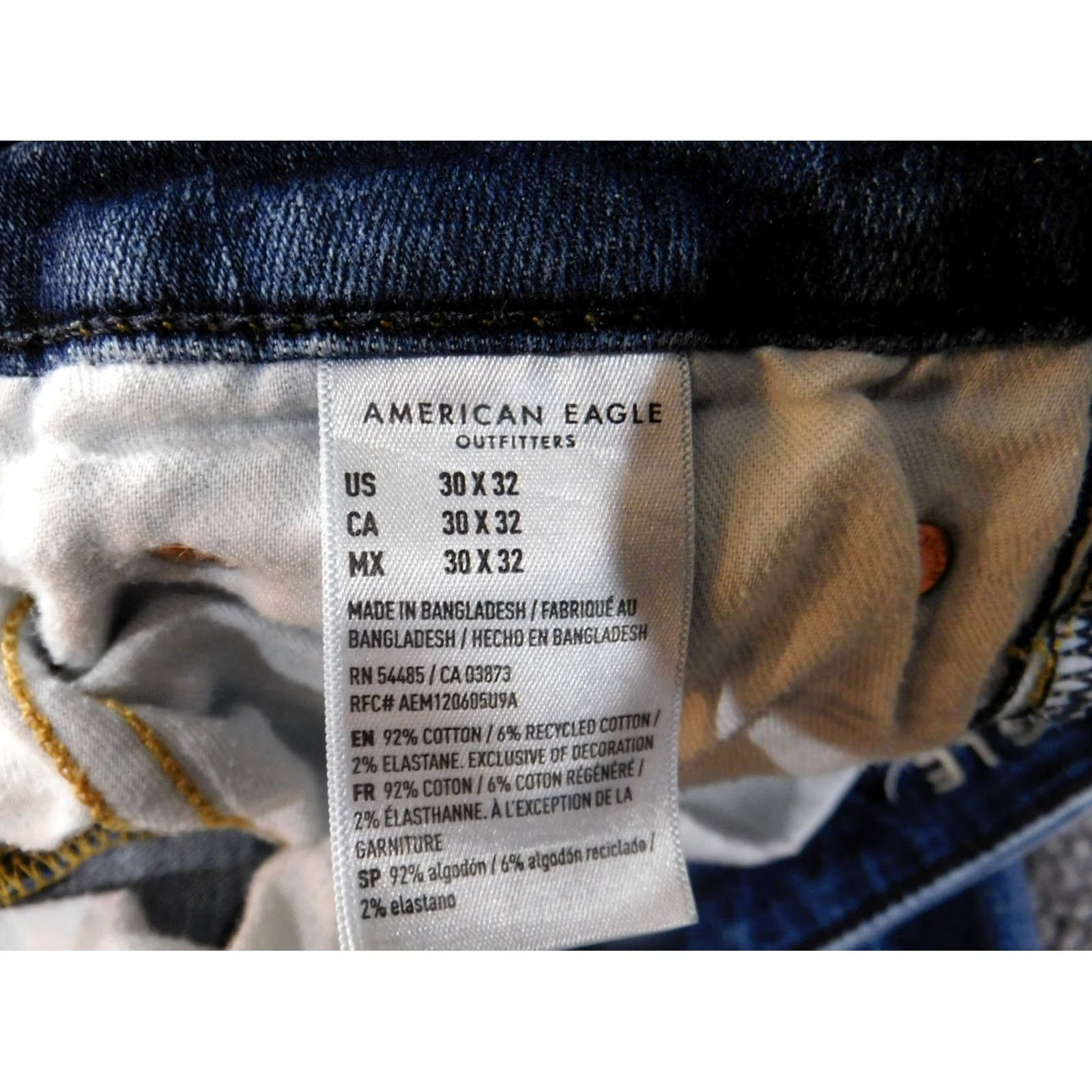 American Eagle Outfitters VINTAGE American Eagle Outfitters Jeans Men 30x30 Blue Dark Wash Denim Straight 30in Inseam Mens Regular 30 30 Blue Jeans Size US 30 / EU 46 - 7 Thumbnail