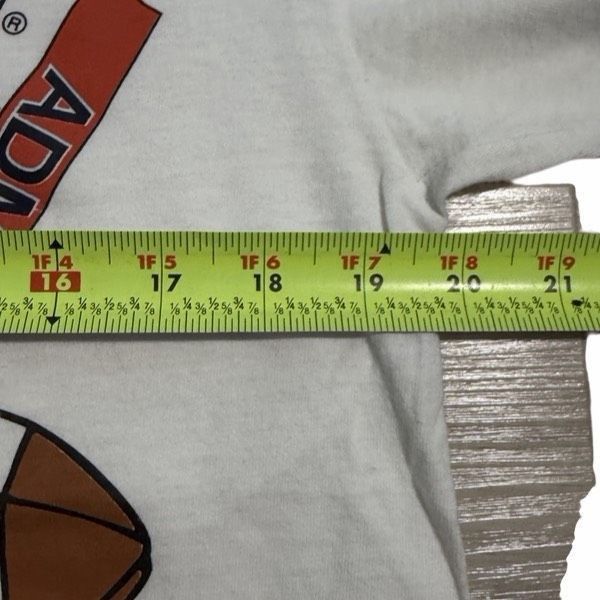 NCAA Vintage 1996 Syracuse Orangemen Football T Shirt Mens Medium White USA Made Size US M / EU 48-50 / 2 - 7 Thumbnail