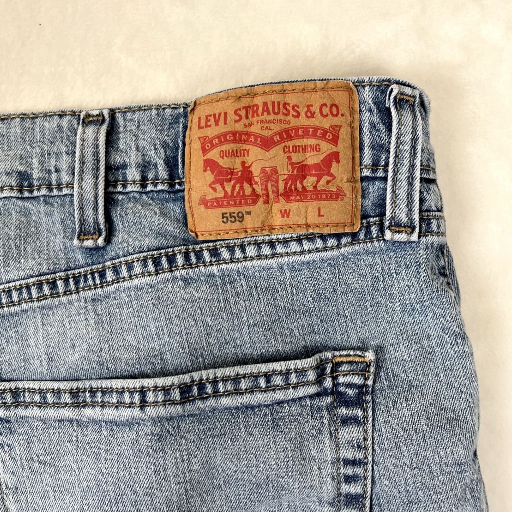 Levi's Levi's 559 Jeans 48x30 Regular Relaxed Straight Light Wash Denim Blue Men 90s Grunge Pants Size US 32 / EU 48 - 7 Thumbnail