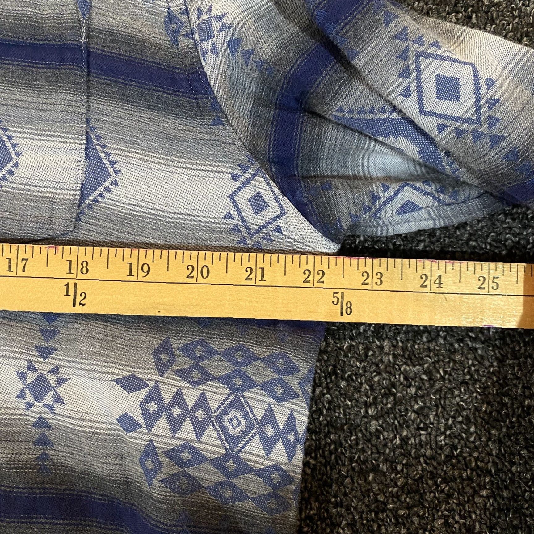 Carbon2Cobalt Carbon 2 Cobalt Shirt Mens Medium Aztec Southwestern Blue Gray Flannel Button Up Size US M / EU 48-50 / 2 - 7 Thumbnail