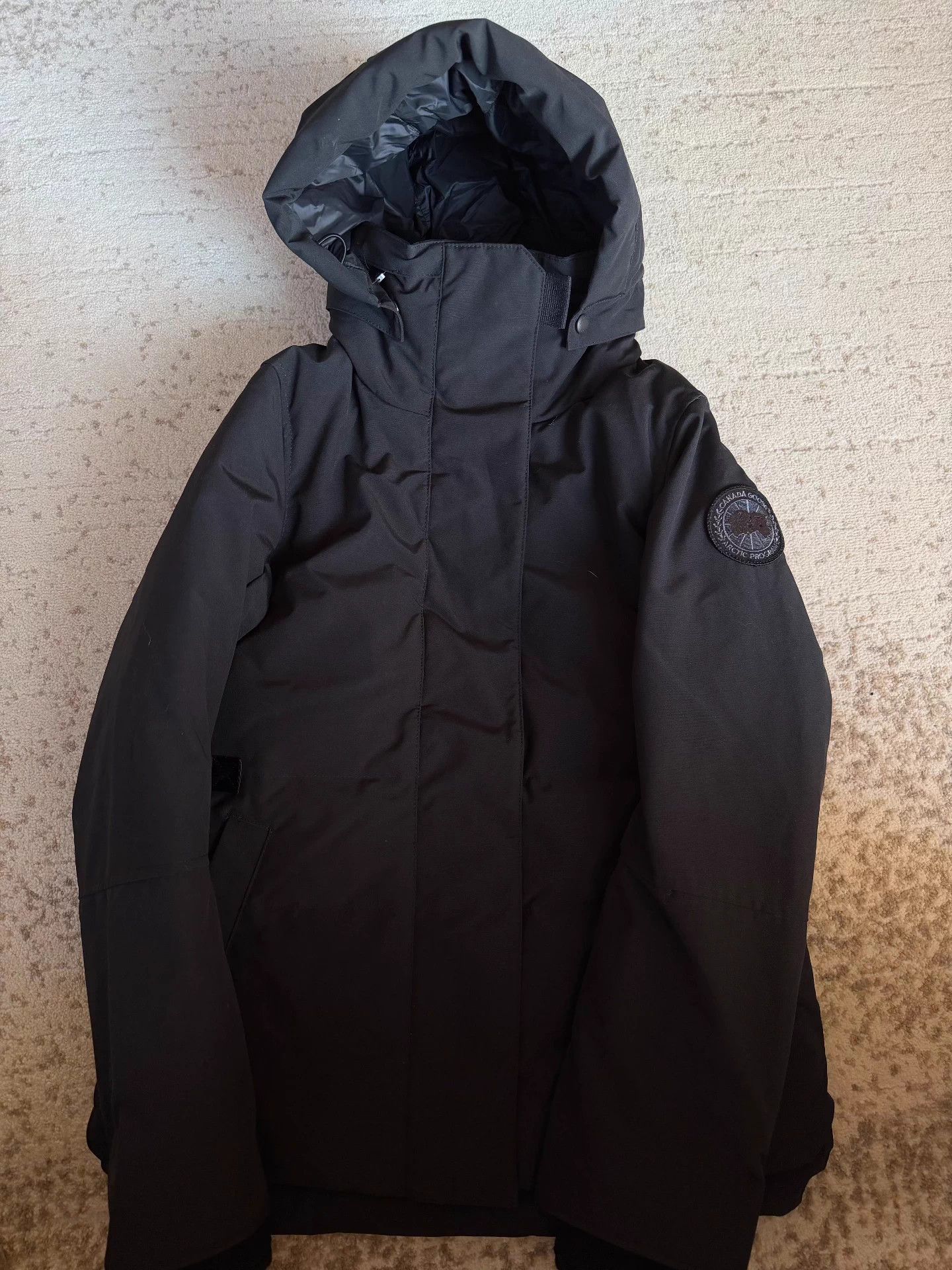 Canada Goose Canada Goose Black Label down jacket XS almost new Size XS / US 0-2 / IT 36-38 - 2 Thumbnail