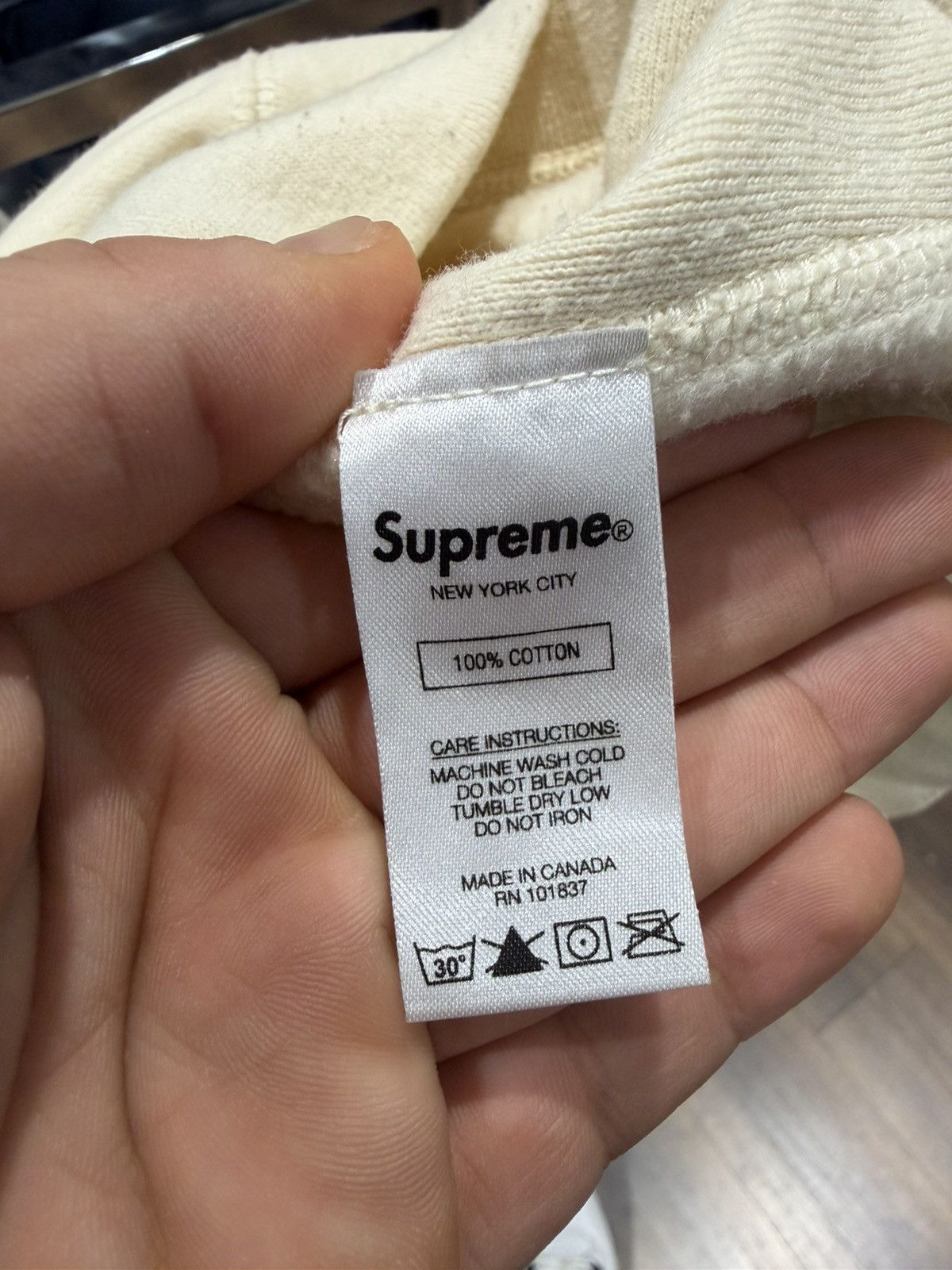 Supreme Supreme FW18 Natural Box Logo Size US L / EU 52-54 / 3 - 5 Thumbnail