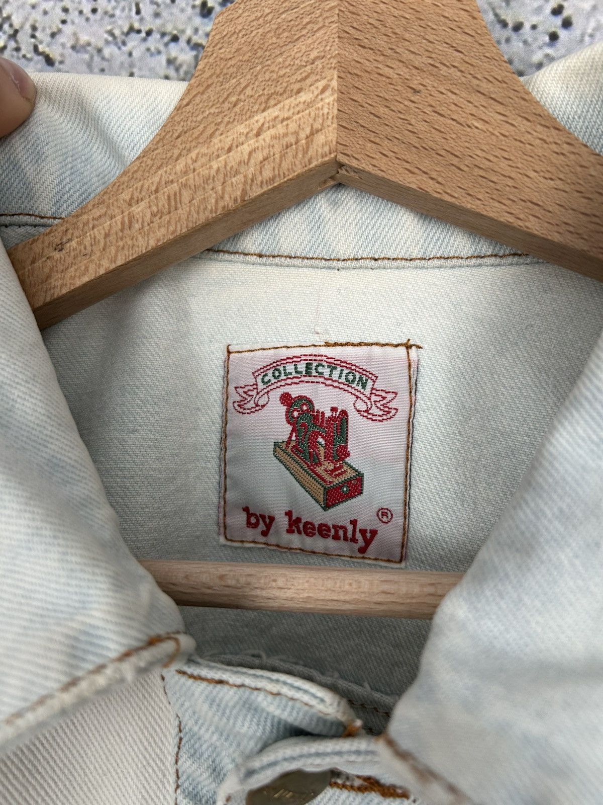 Vintage Vintage Denim Trucker Jacket Jeans Boxy Baggy Rap 90s Size US L / EU 52-54 / 3 - 7 Thumbnail