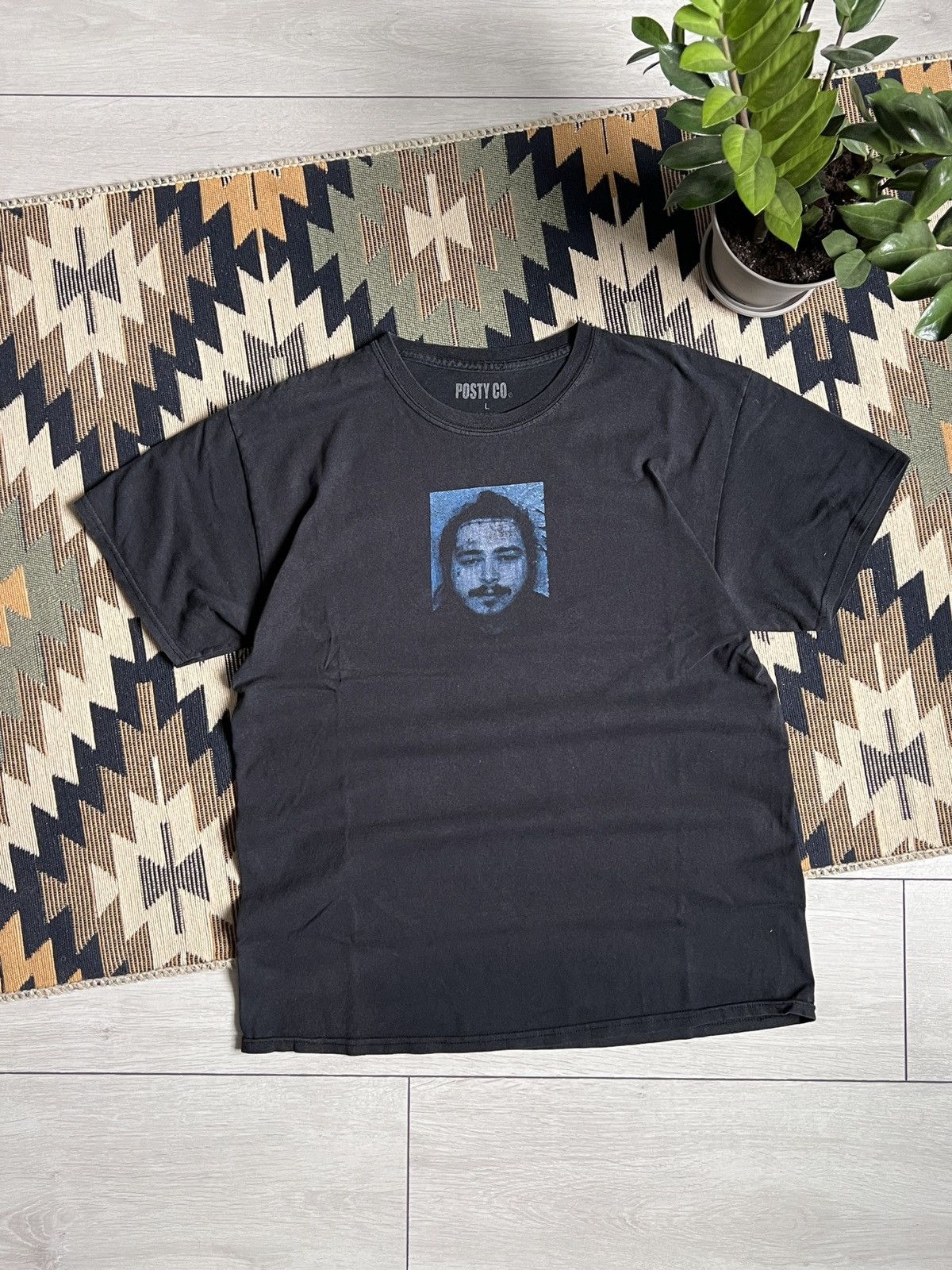 Band Tees × Rap Tees Post Malone Mugshot Posty Co Tour Black T-shirt Size US L / EU 52-54 / 3 - 1 Thumbnail