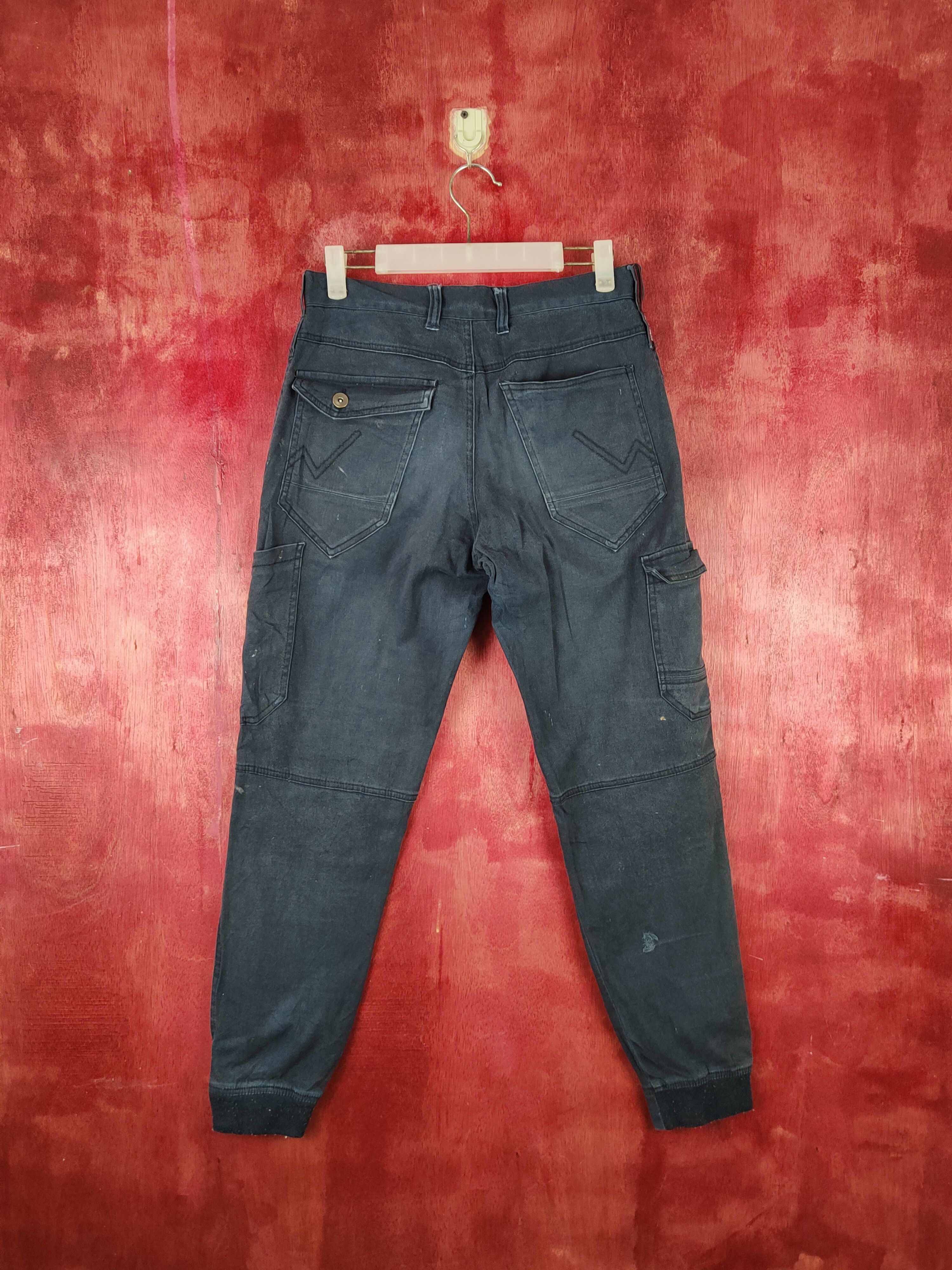 Japanese Brand Japanese Brand Dark Blue Multipocket Jogger Pants #S1272 Size US 29 - 8 Thumbnail