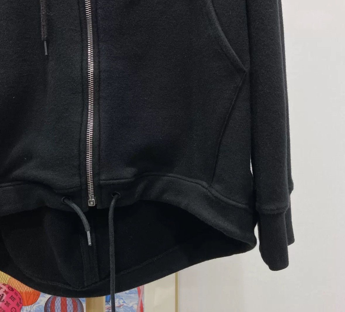 Balenciaga Balenciaga small logo black hooded jacket2412-Nextarrow Size US S / EU 44-46 / 1 - 4 Thumbnail