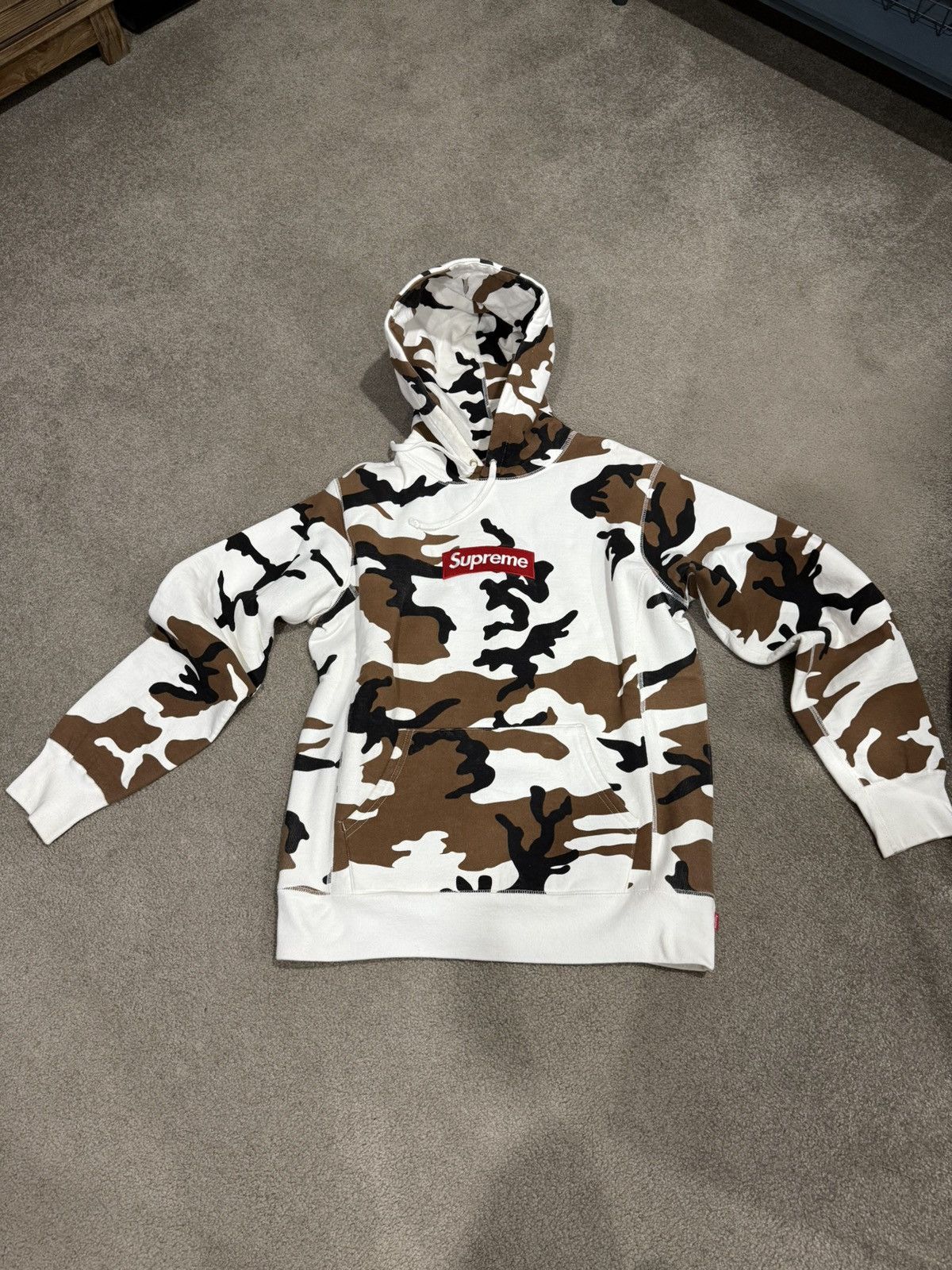 Supreme cow camo box logo online