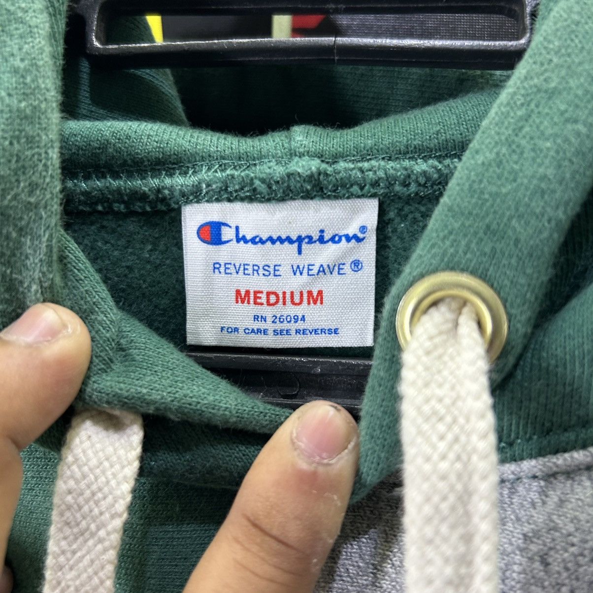 Champion Vintage Champion Two Colour Green/Grey Distressed Hoodie Size US M / EU 48-50 / 2 - 9 Thumbnail