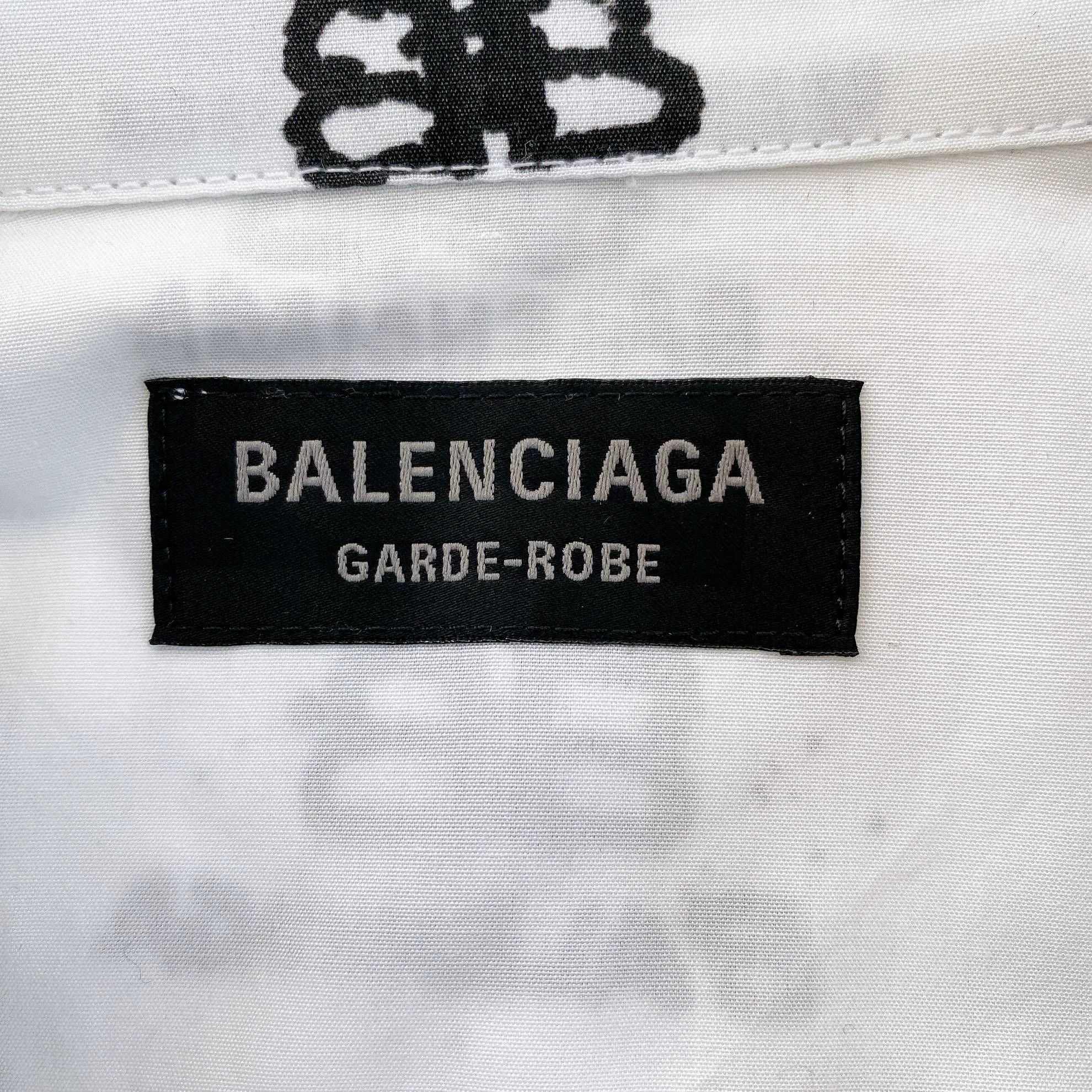 Balenciaga Balenciaga White Full Logo Shirt 48 Size US M / EU 48-50 / 2 - 7 Thumbnail