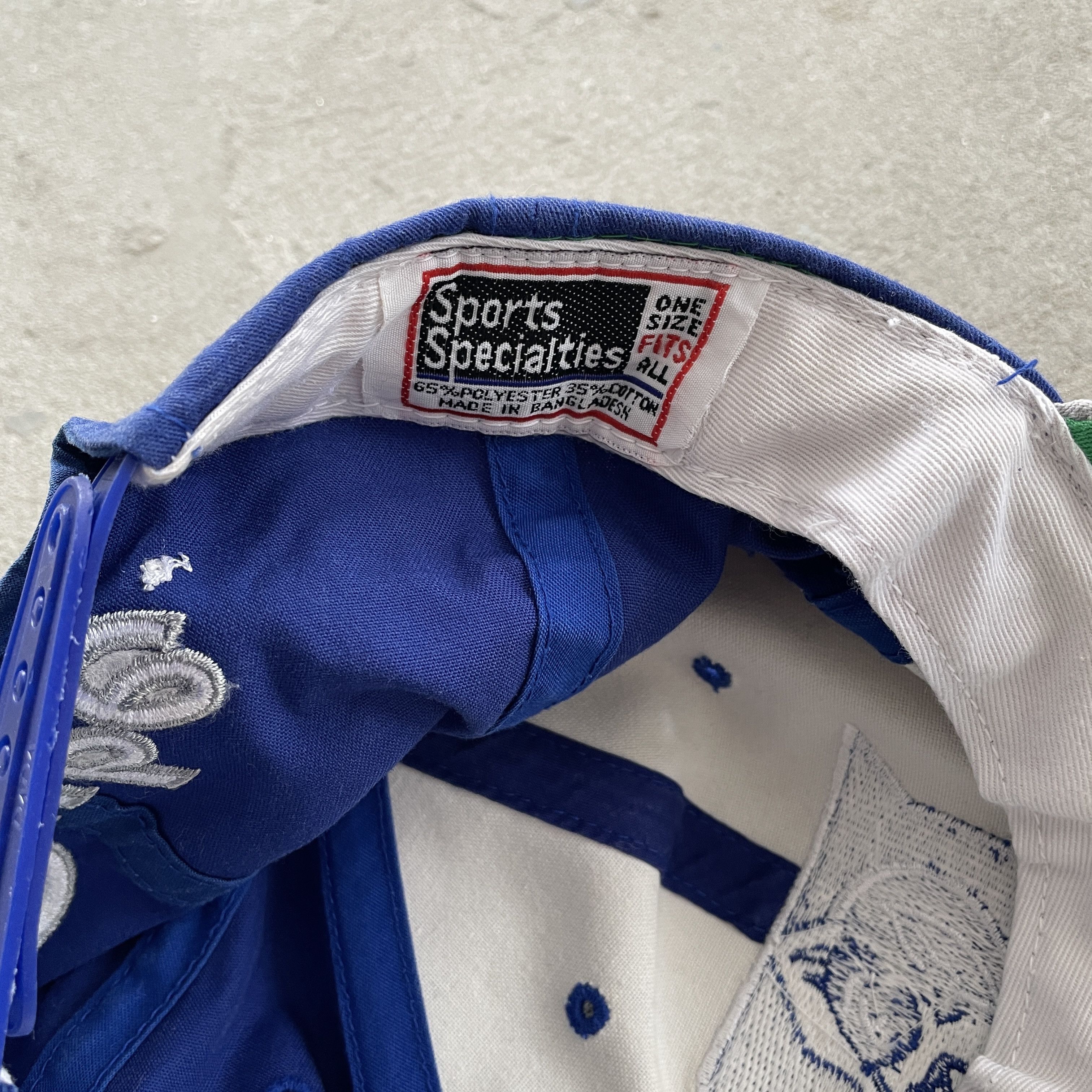 NHL Vintage Duke Team Cap Size ONE SIZE - 6 Thumbnail