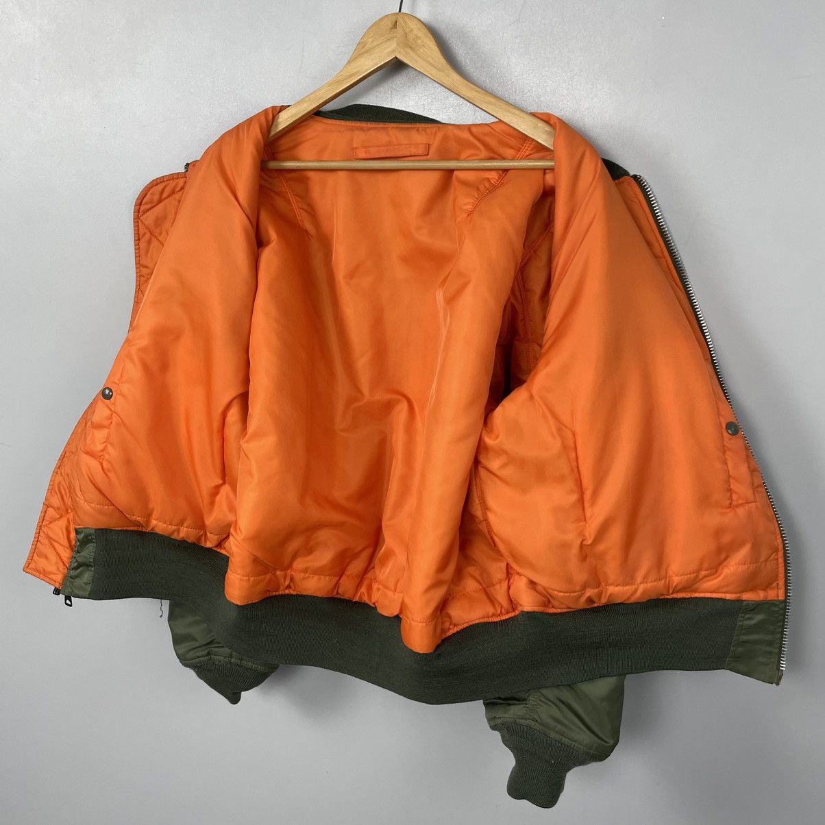 Alpha Industries RARE 80-90’s Alpha Industries Bomber MA-1 Stretwear Y2k Hype Size US XL / EU 56 / 4 - 6 Thumbnail